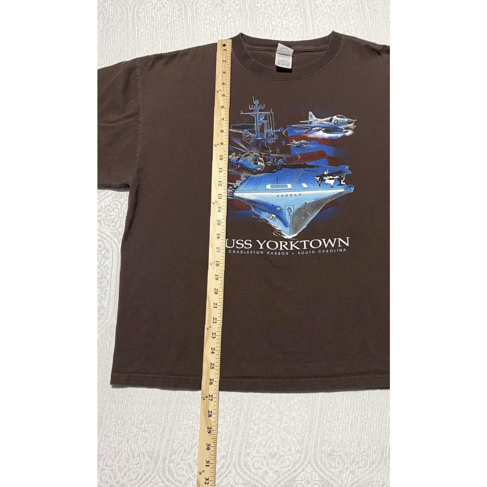Delta USS Yorktown Shirt Mens XL Brown Graphic Tee Aircraft Carrier Military Delta Size US XL / EU 56 / 4 - 3 Thumbnail