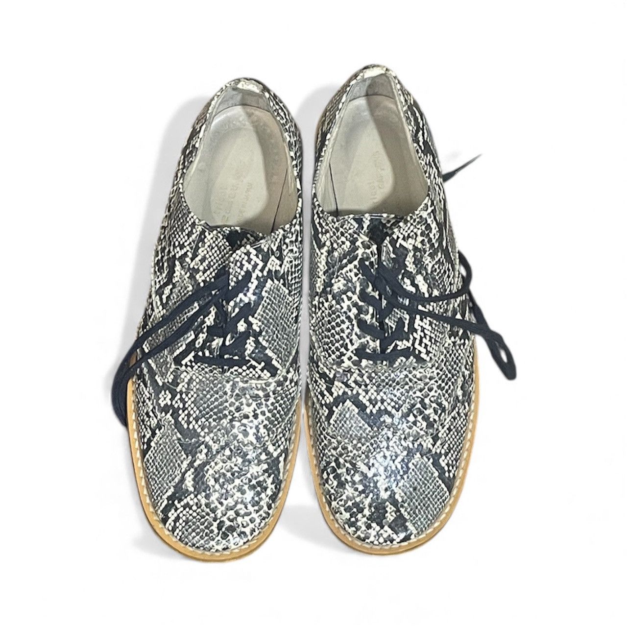 Tricot Comme des Garcons Comme des Garçons Tricot Snakeskin Pattern Flat Leather Shoe Size US 6.5 / IT 36.5 - 1 Thumbnail