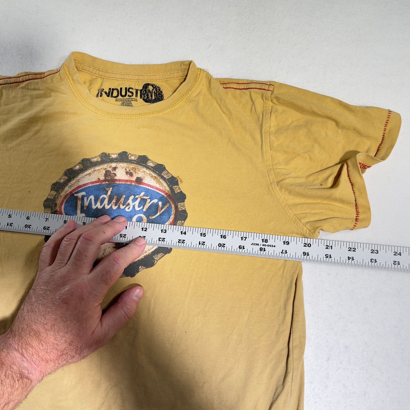 Other Industry 9 T-Shirt Extra Large Cotton Yellow Fades To Tan Size US XL / EU 56 / 4 - 8 Thumbnail