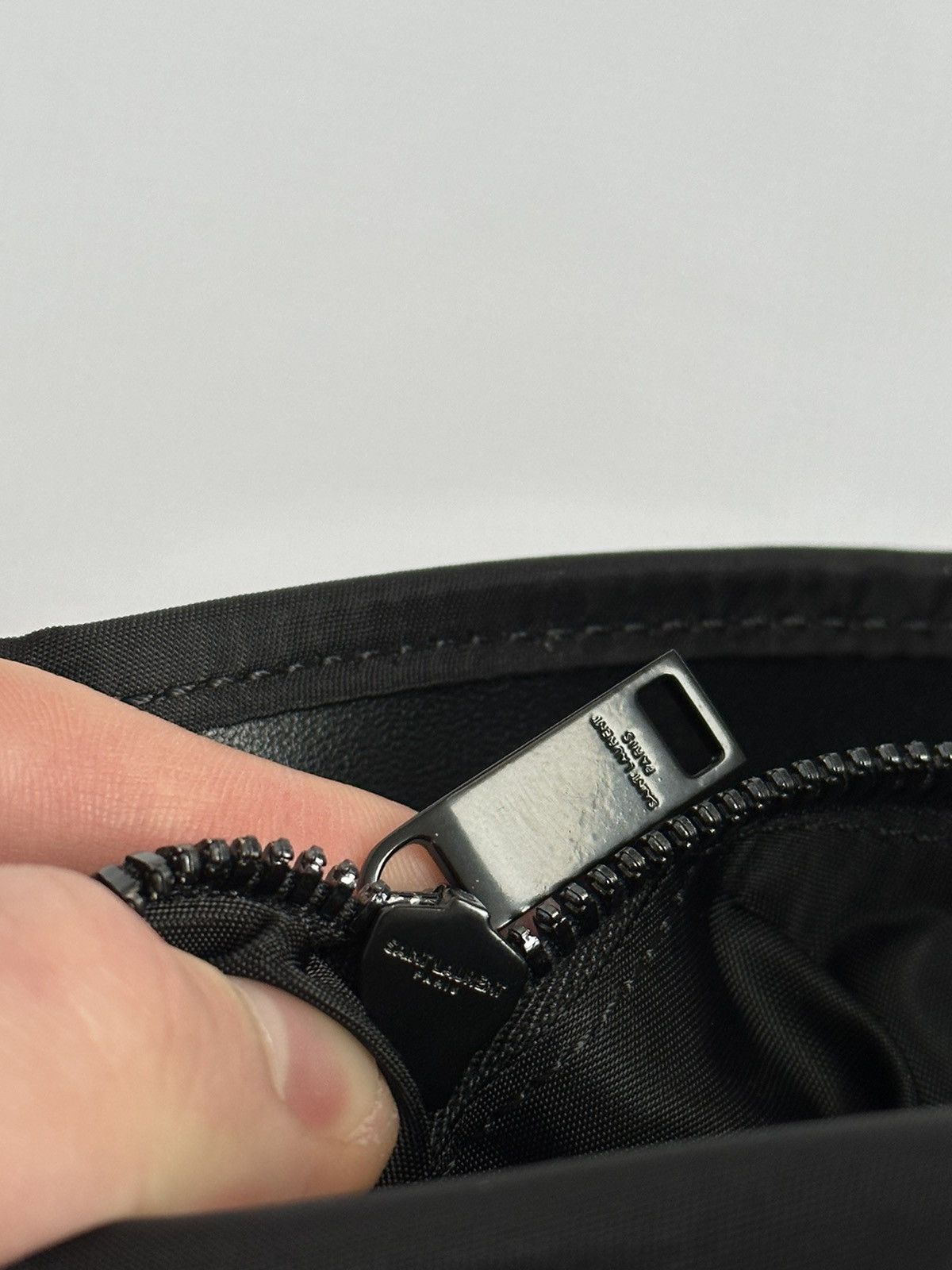 Saint Laurent Paris Saint Laurent Crossbody Bag Size ONE SIZE - 10 Thumbnail