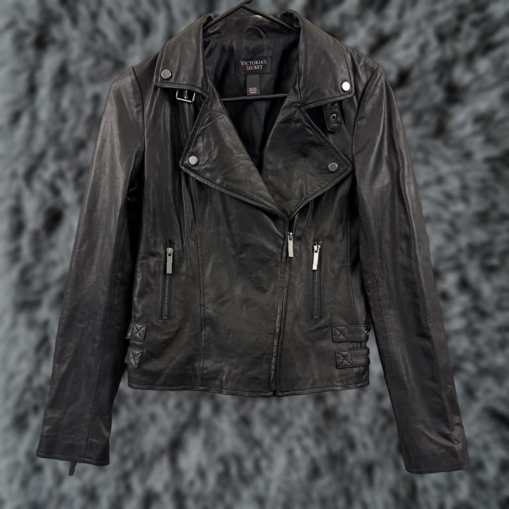 Victoria's Secret Victoria's Secret Jacket Womens XS Black Leather Moto Biker Grunge Punk Leather Jacket XS Black Victoria's Secret Womens Jacket Size XS / US 0-2 / IT 36-38 - 1 Thumbnail