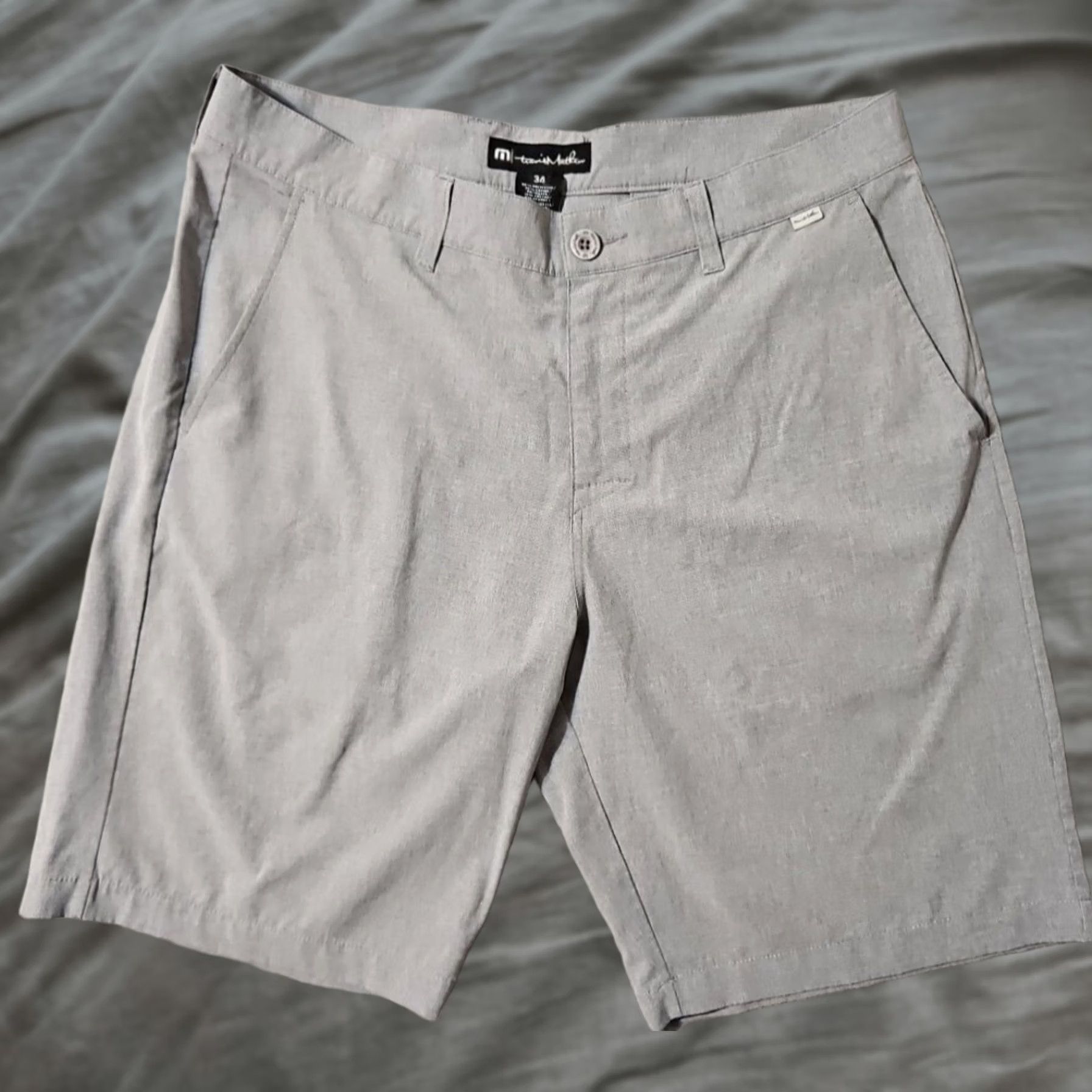 TravisMathew Travis Mathew Shorts Mens Size 34 Gray Golf Stretch Performance Casual Size US 34 / EU 50 - 1 Thumbnail