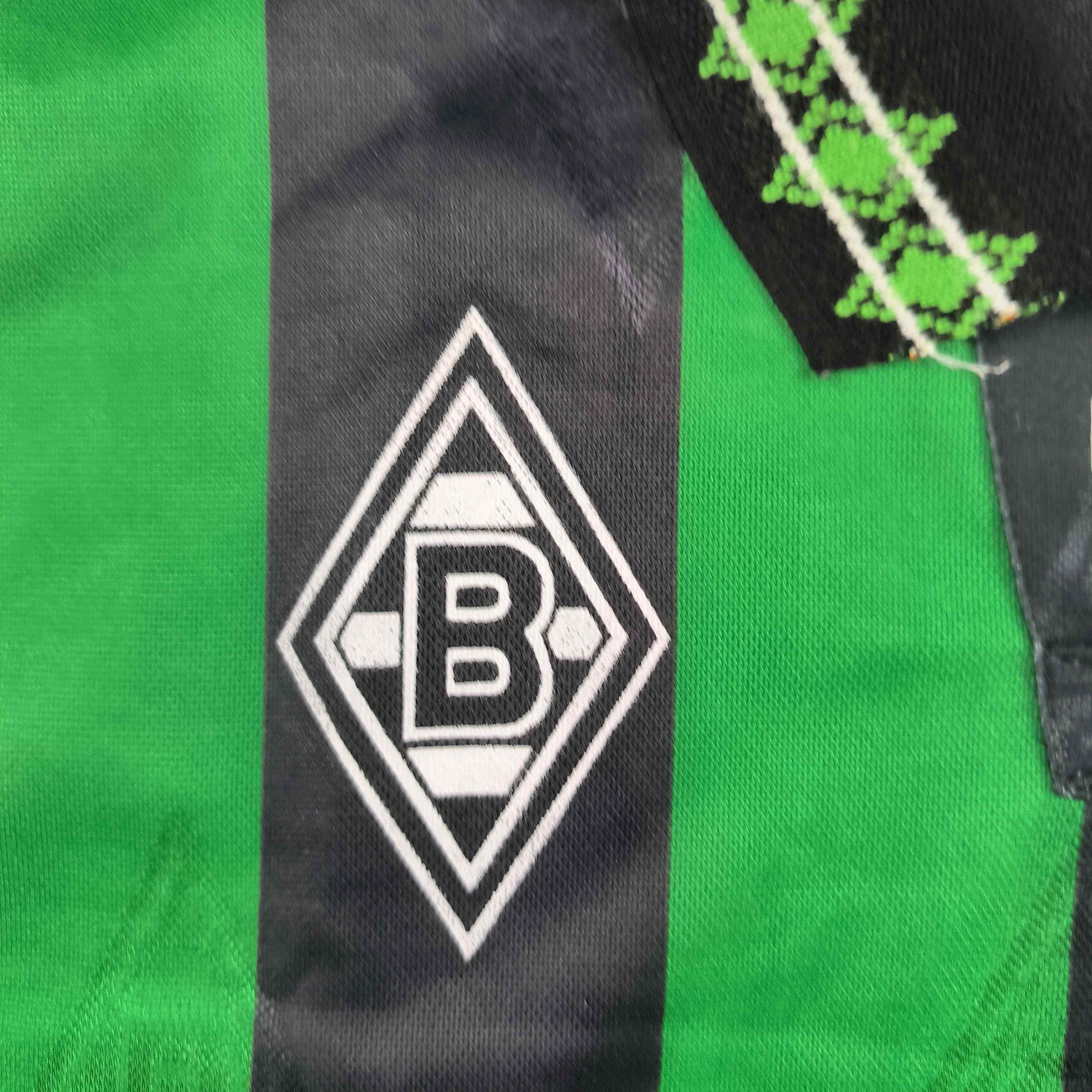 Reebok Borussia Mönchengladbach 1995-96 away LS football jersey XL Size US XL / EU 56 / 4 - 4 Thumbnail