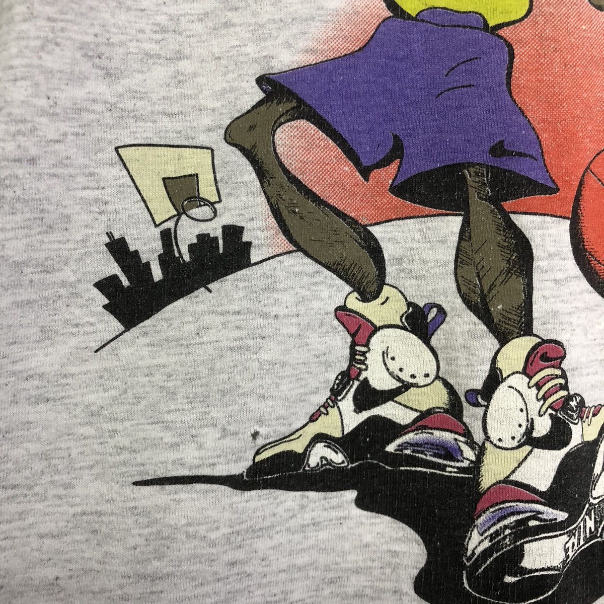 Nike VINTAGE NIKE KEEP ON DUNKING GRAFITI TSHIRT Size US L / EU 52-54 / 3 - 7 Thumbnail