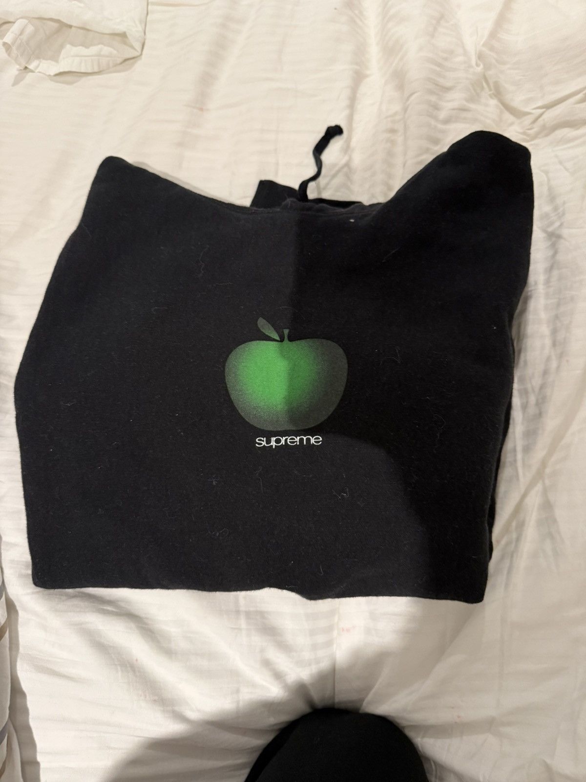 Supreme Supreme Apple Logo Hoodie Size US M / EU 48-50 / 2 - 3 Thumbnail