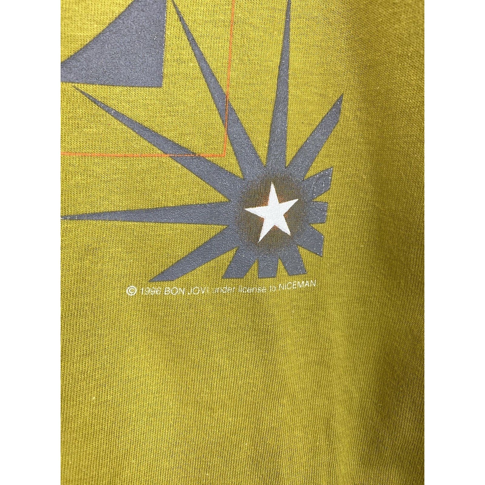 Band Tees Bon Jovi vintage 90s World Tour 1996 band t shirt size ~ xl Size US XL / EU 56 / 4 - 9 Thumbnail