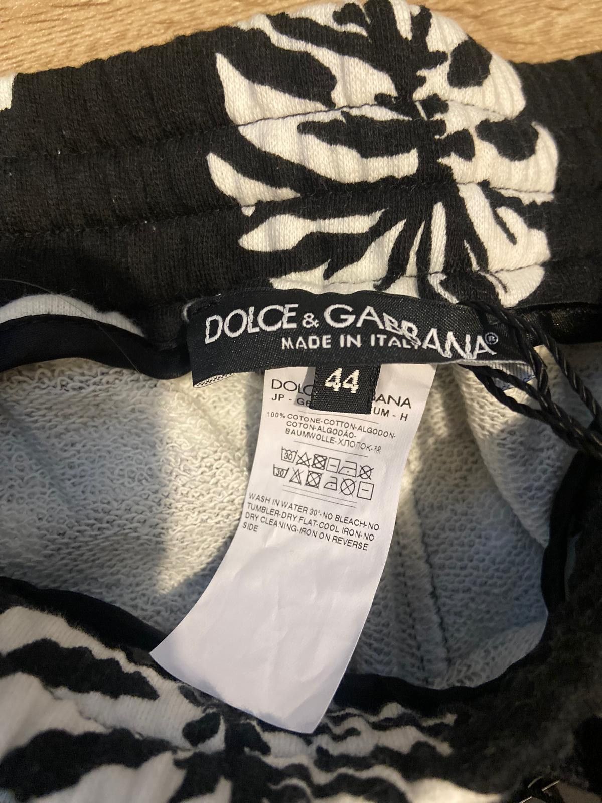 Dolce & Gabbana Black and White Leaf-Print Tracksuit Size US 28 / EU 44 - 4 Thumbnail