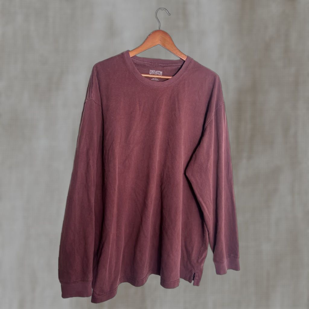 Vintage Duluth Mens XL T Shirt Long Sleeve Crew Neck Burgundy Relaxed Fit Pocket Size US XL / EU 56 / 4 - 1 Thumbnail