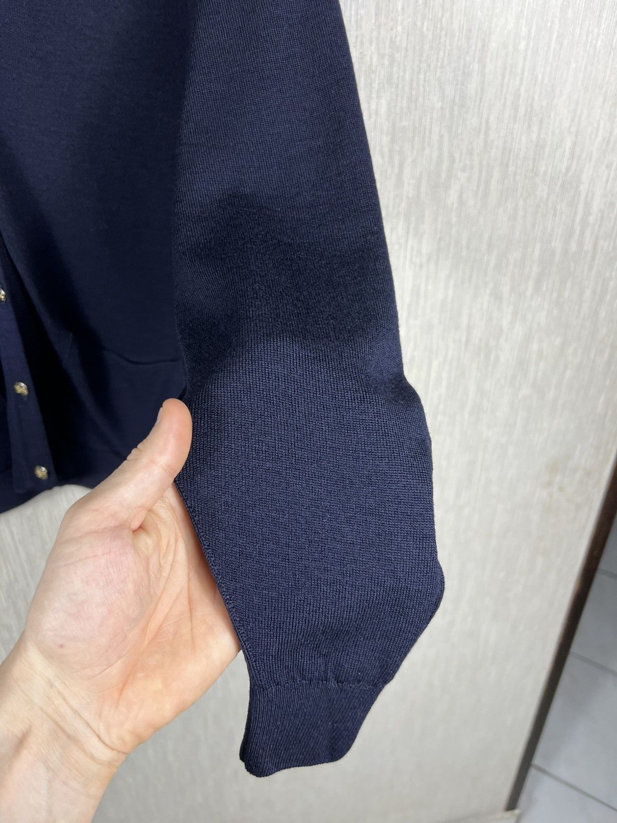 Burberry Vintage 90s Burberrys merino wool navy old money cardigan Size M / US 6-8 / IT 42-44 - 10 Thumbnail