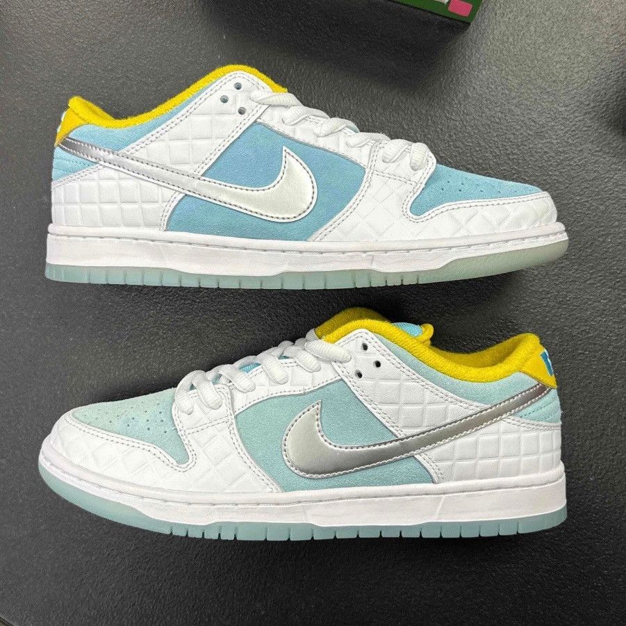 Nike Size 9 - Nike SB Dunk Low FTC Lagoon Pulse DH7687-400 Size US 9 / EU 42 - 1 Thumbnail