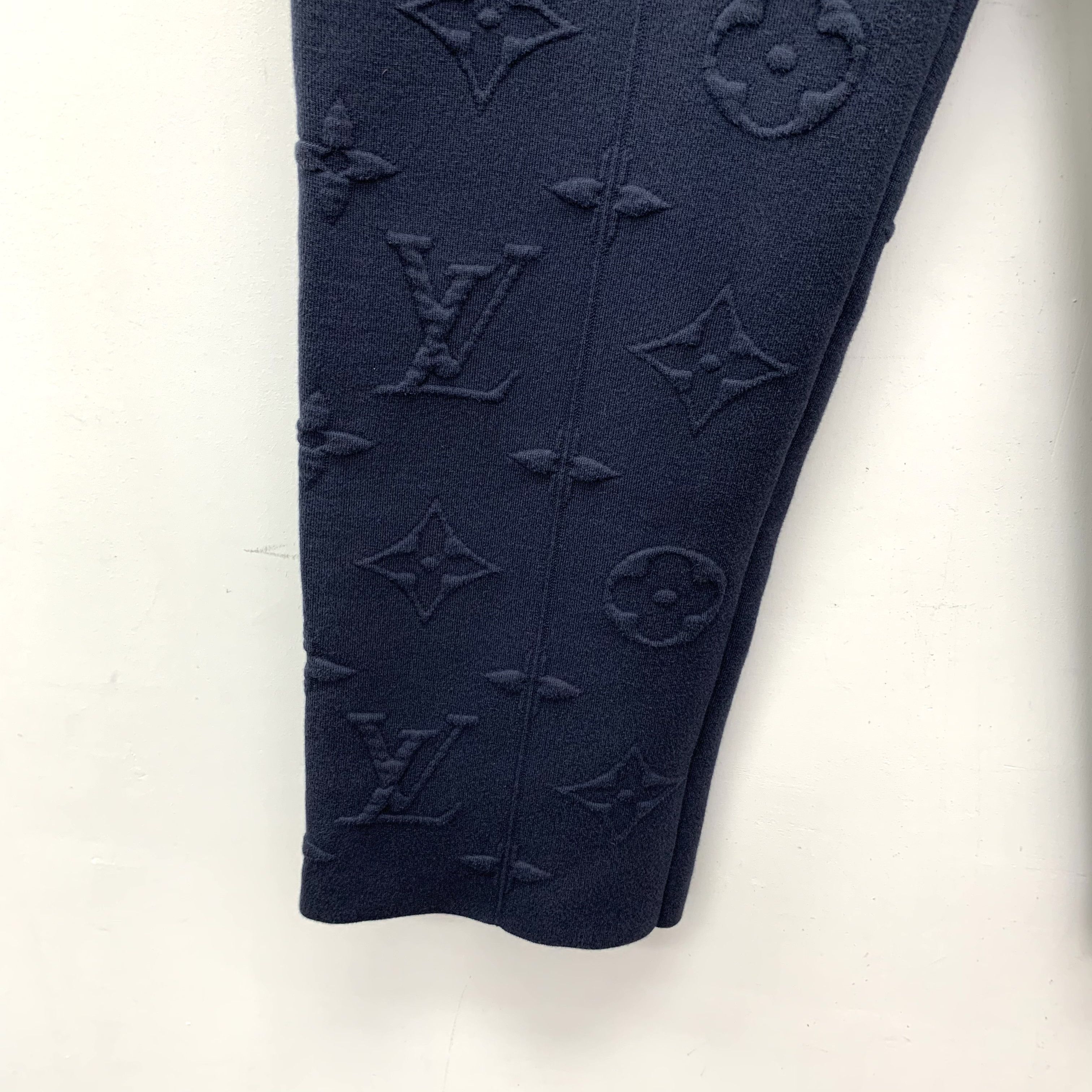 Louis Vuitton LV Logo Sweatpants Navy (M) Size US 34 / EU 50 - 5 Thumbnail