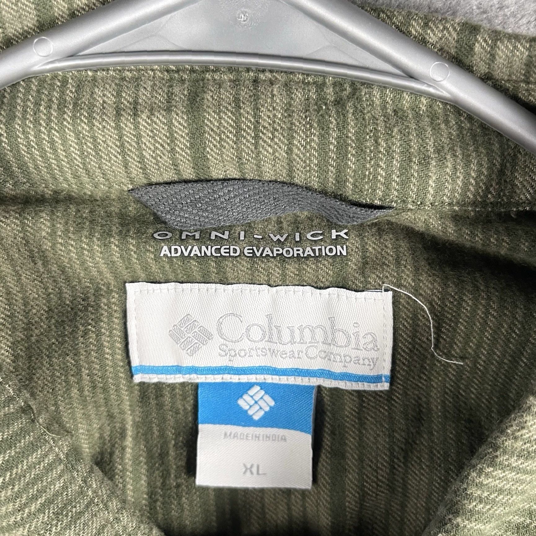 Olive Columbia Button Down Shirt Men XL Olive Green Stripes Omni-Wick Fishing Hunting Size US XL / EU 56 / 4 - 5 Thumbnail
