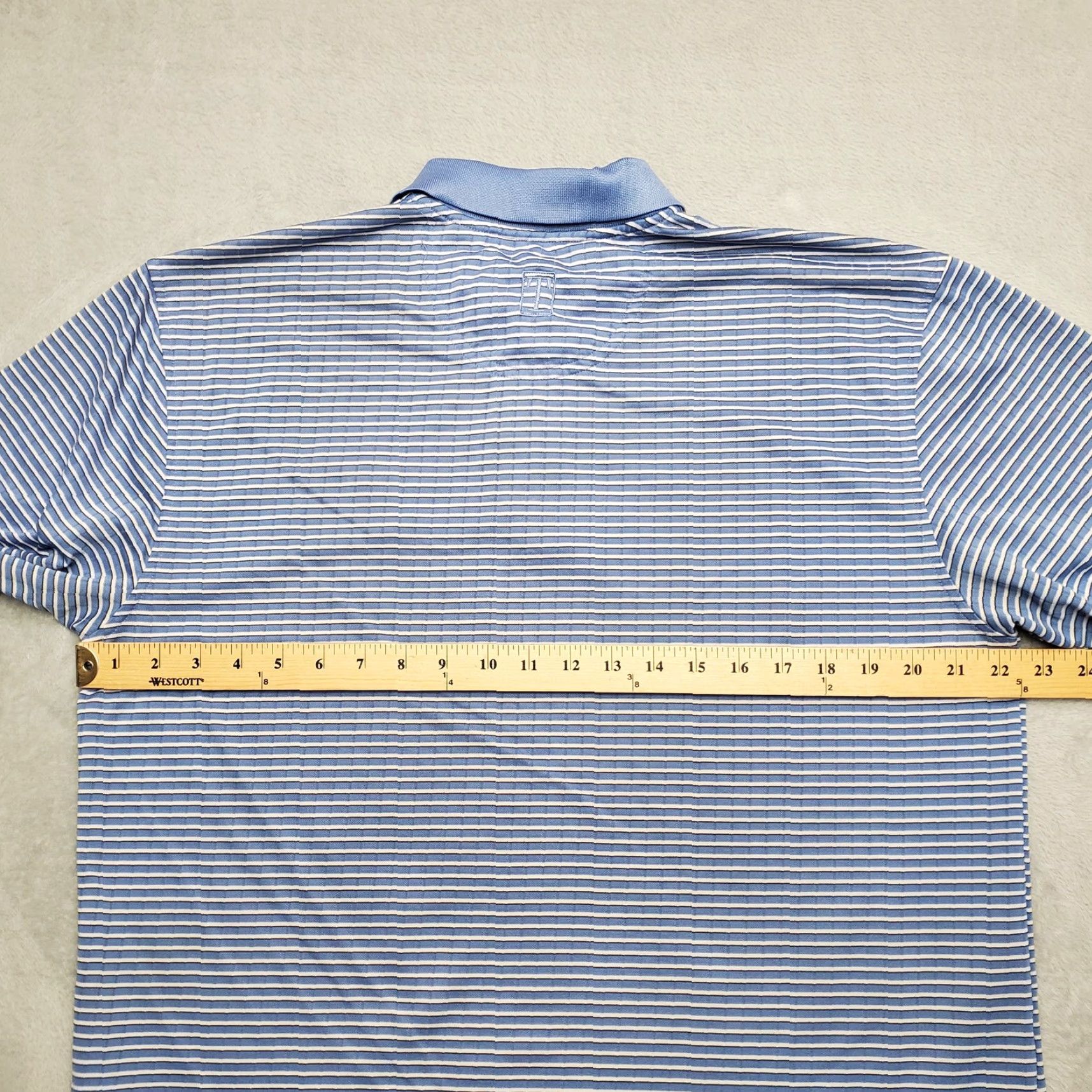 Vintage Tehama Shirt Mens L Blue Striped 100% Polyester Casual Performance Golf Polo Knit Button Collared Short Sleeve Mens Clothing Size US L / EU 52-54 / 3 - 7 Thumbnail