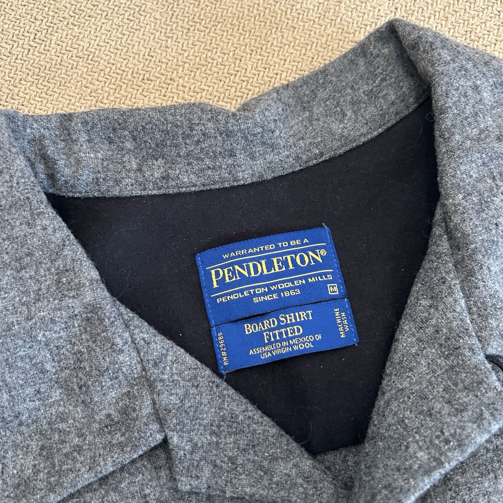 Pendleton Board Shirt Fitted Virgin Wool Camp Collar Button Up Medium Size US M / EU 48-50 / 2 - 3 Thumbnail