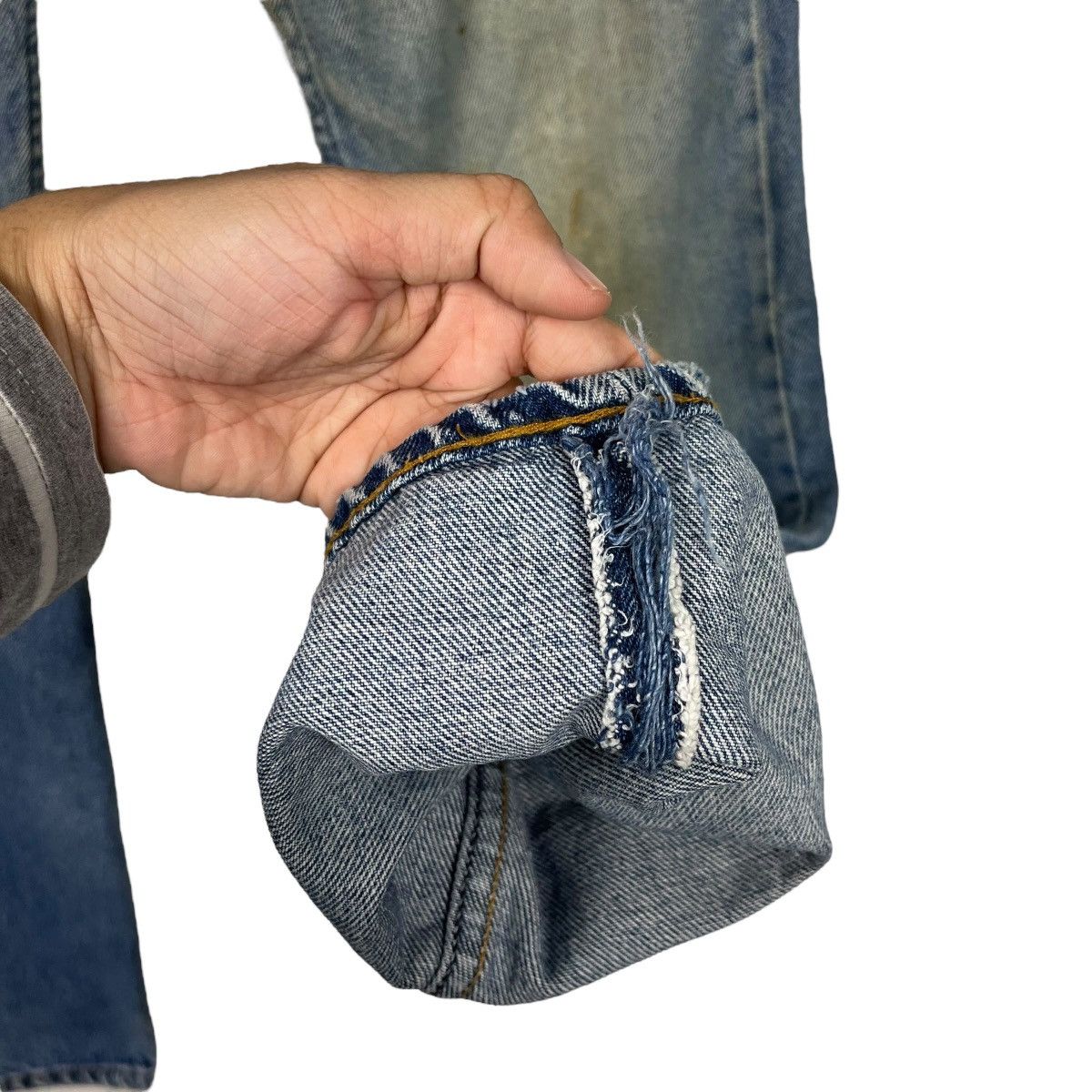 Levi's Vintage 90s Levis Distressed Denim Jeans Size US 30 / EU 46 - 12 Thumbnail