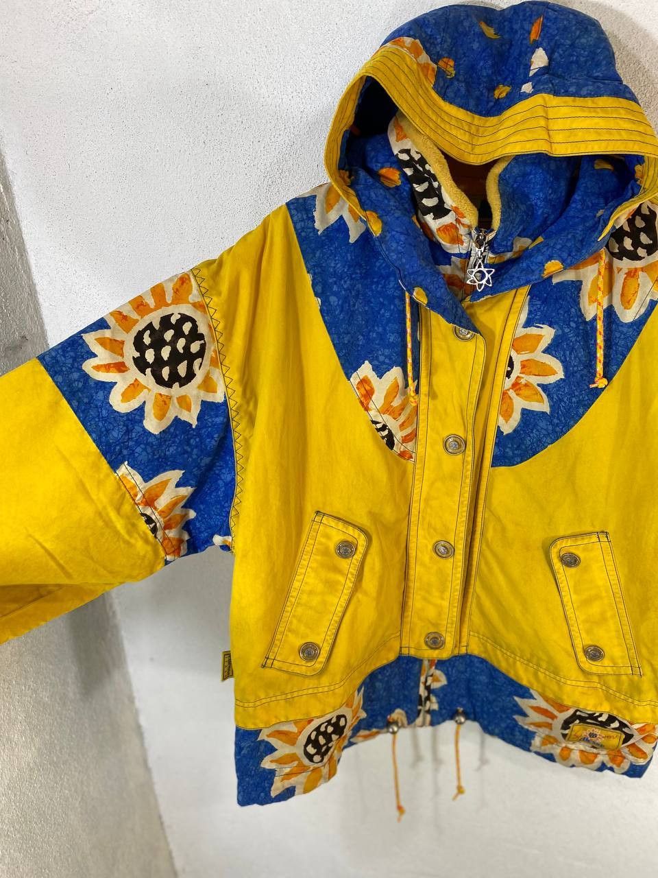 Ellesse vintage ellesse sunflower ski jacket very nice design Size US L / EU 52-54 / 3 - 4 Thumbnail