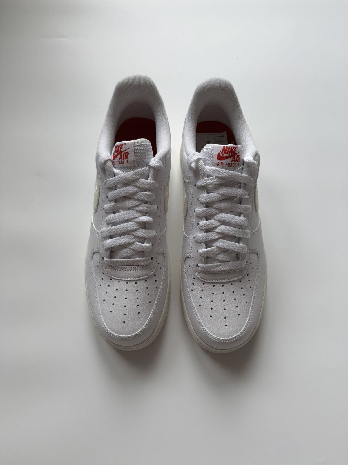 Nike Nike Air Force 1 Low Valentine’s Day sneakers Size US 9.5 / EU 42-43 - 6 Thumbnail
