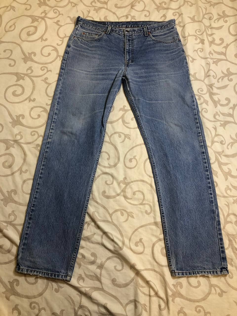 Levi's VTG 90’s Levis 615 Jeans mens Denim RELAXED Size US 40 / EU 56 - 1 Thumbnail