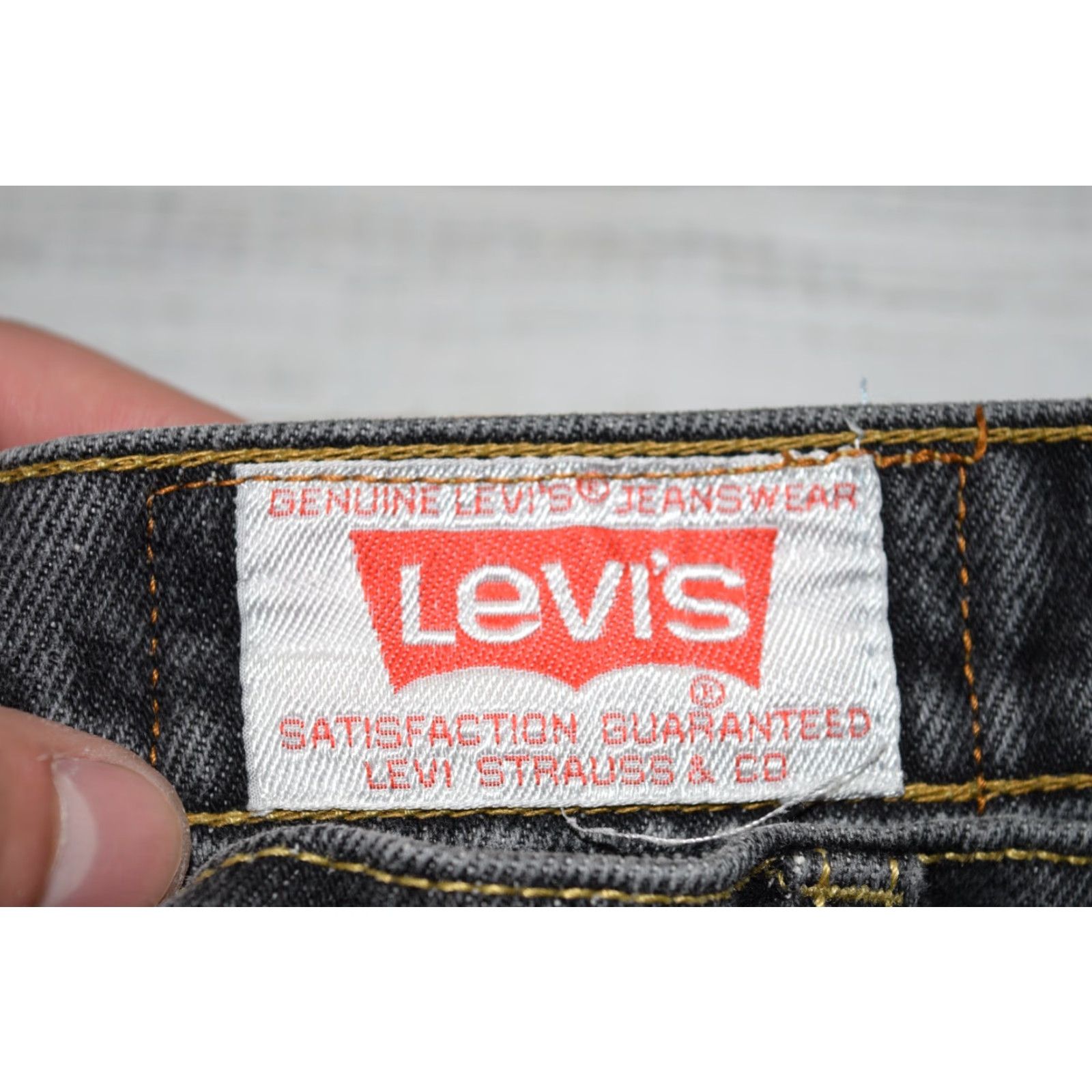 Levi's VINTAGE Levi's 510 Jeans Women 29 High Waist Tapered 80s Cut Hem Black Faded Womens Size 29" - 4 Thumbnail