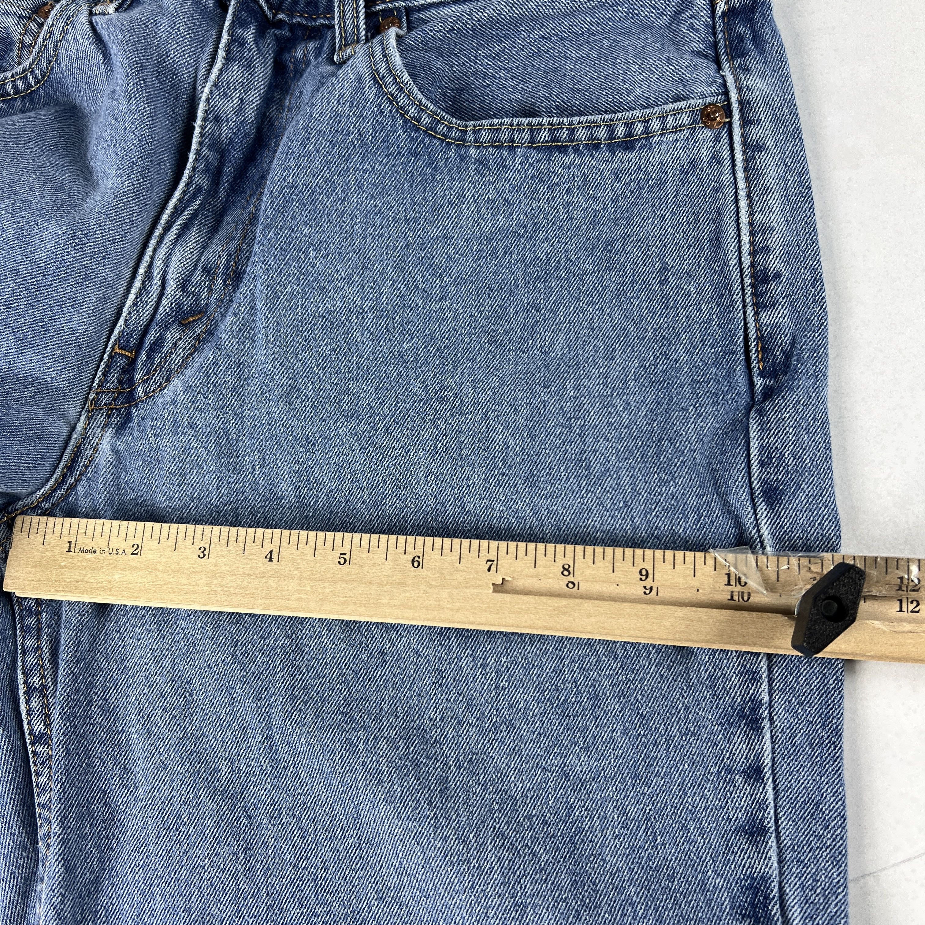 Levi's Levi's Jeans 550 Relaxed Straight Blue Faded Denim Size US 32 / EU 48 - 20 Thumbnail