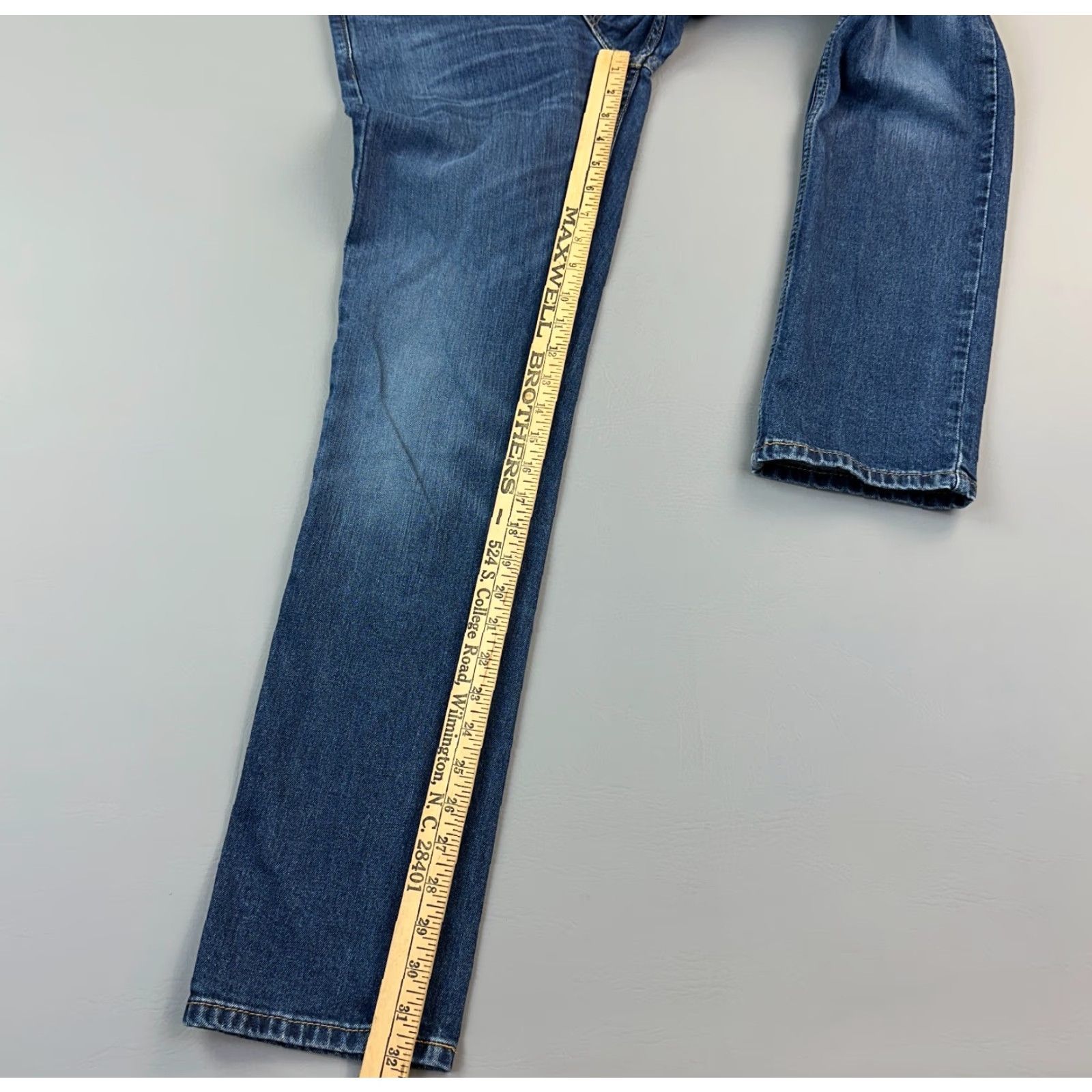 Levi's Levis 511 Jeans Mens 30x32 Blue Dark Wash Denim Slim Fit Stretch Zip Fly Casual Jeans Size US 30 / EU 46 - 2 Thumbnail