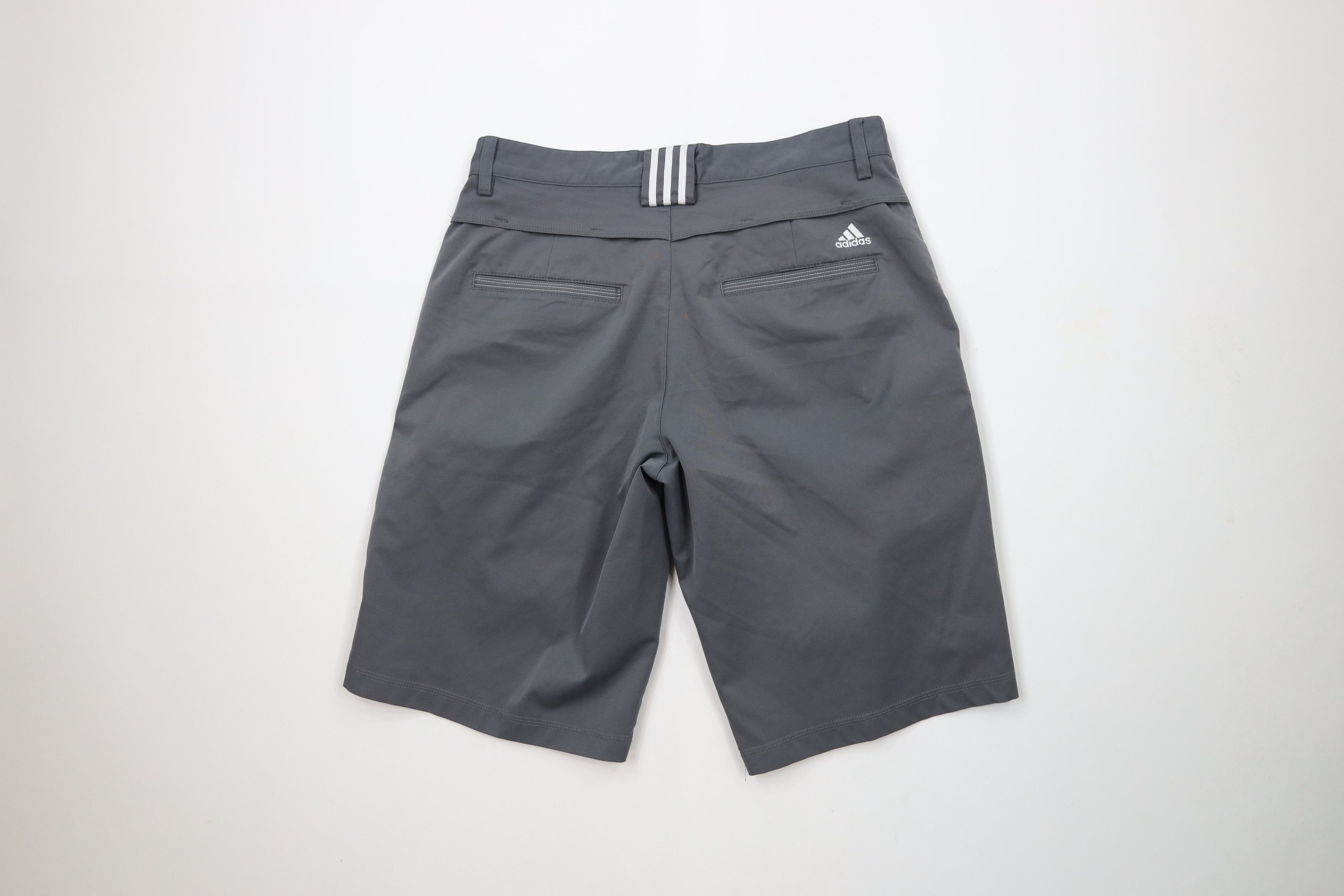 Adidas × Vintage Adidas Golf Spell Out Vented Tech Golfing Chino Shorts Gray Size US 30 / EU 46 - 9 Thumbnail