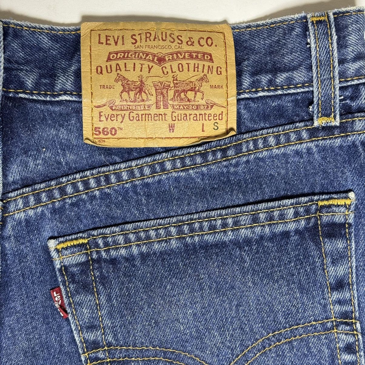 Levi's Vintage Clothing × Vintage Vintage 90s Levi's 560 Loose Fit Cut-Off Jean Shorts Size US 30 / EU 46 - 6 Thumbnail