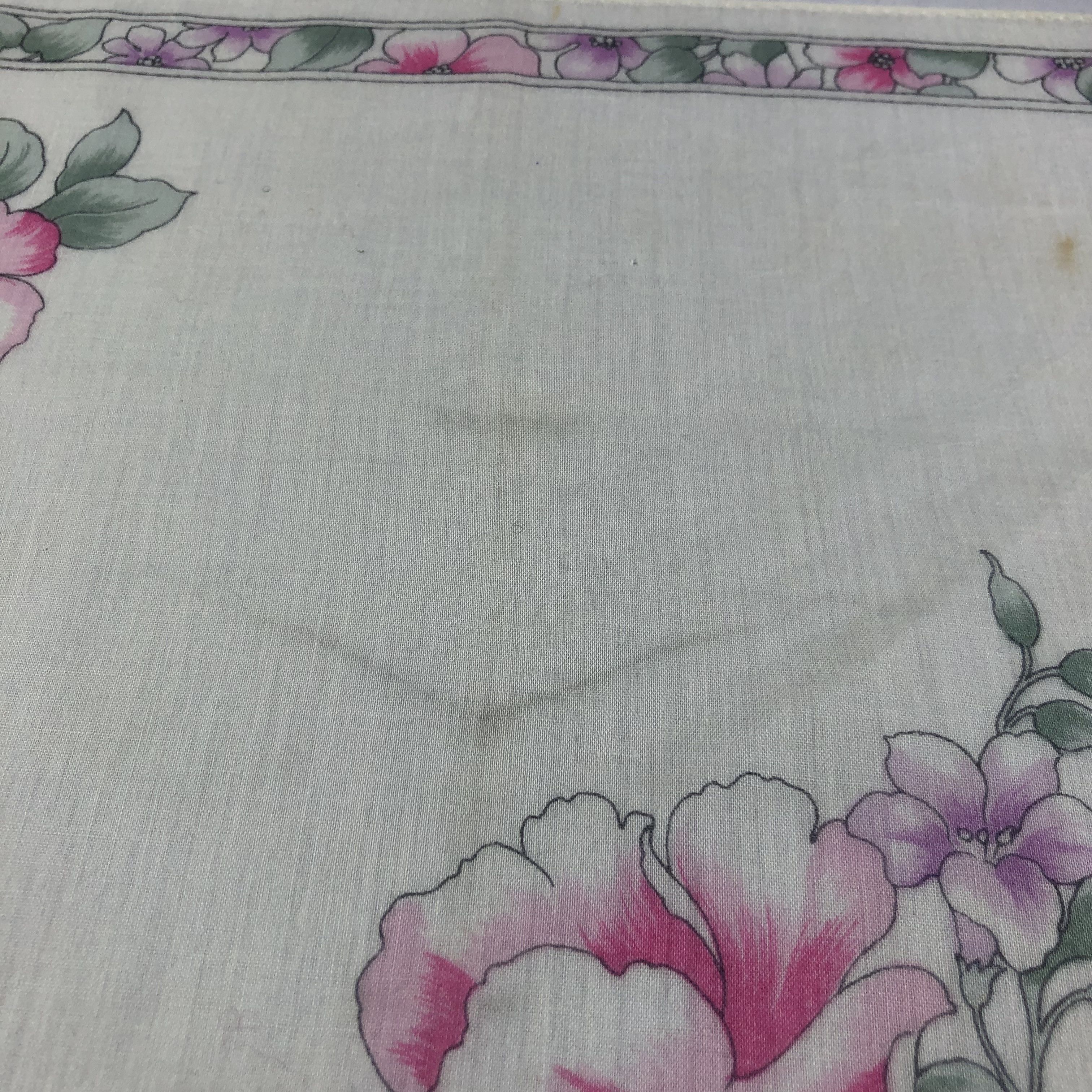 Pierre Balmain Pierre Balmain Floral Handkerchief Neckerchief Bandana H2013 Size ONE SIZE - 8 Thumbnail