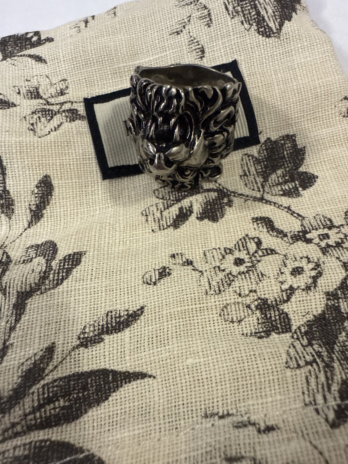 Gucci Lion Ring Size 10.5 Size ONE SIZE - 3 Thumbnail