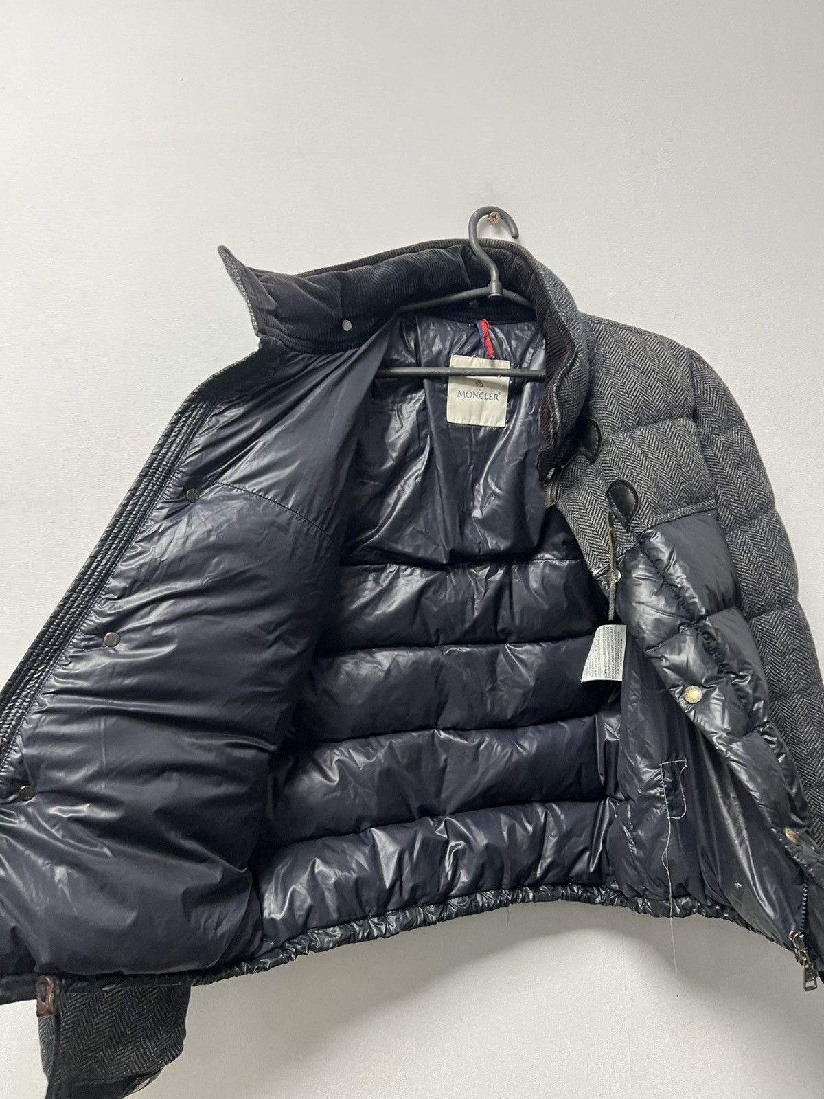 Moncler Vintage Moncler Puffer Jacket M Size Size US M / EU 48-50 / 2 - 17 Thumbnail