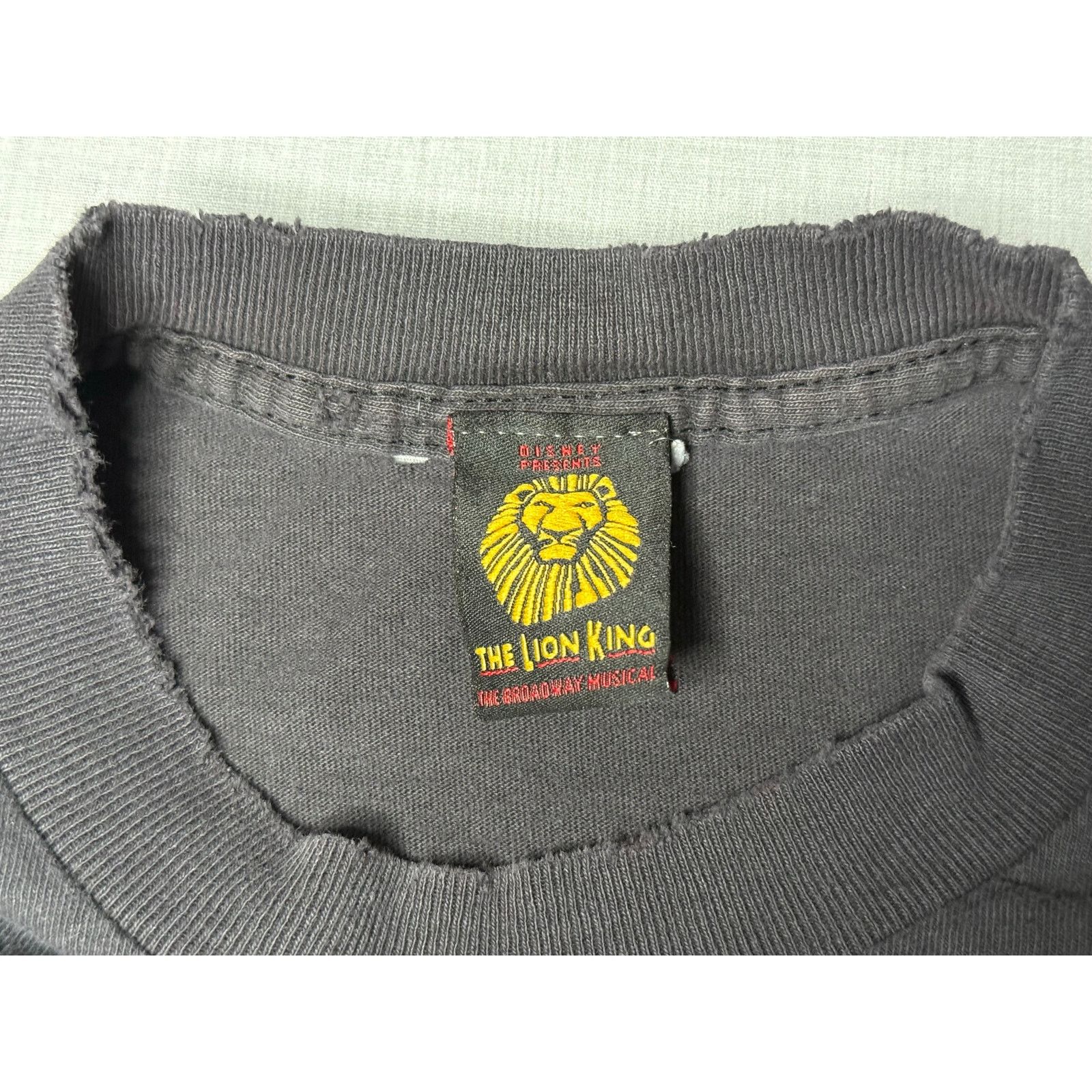 Disney × Vintage Vintage Disney Lion King Broadway Musical T-shirt Large Size US L / EU 52-54 / 3 - 3 Thumbnail
