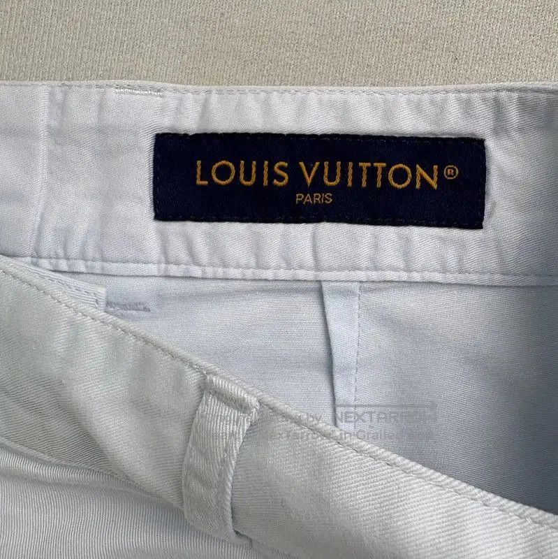 Louis Vuitton Louis Vuitton Light Blue Cotton Men's Shorts . Size US 32 / EU 48 - 3 Thumbnail