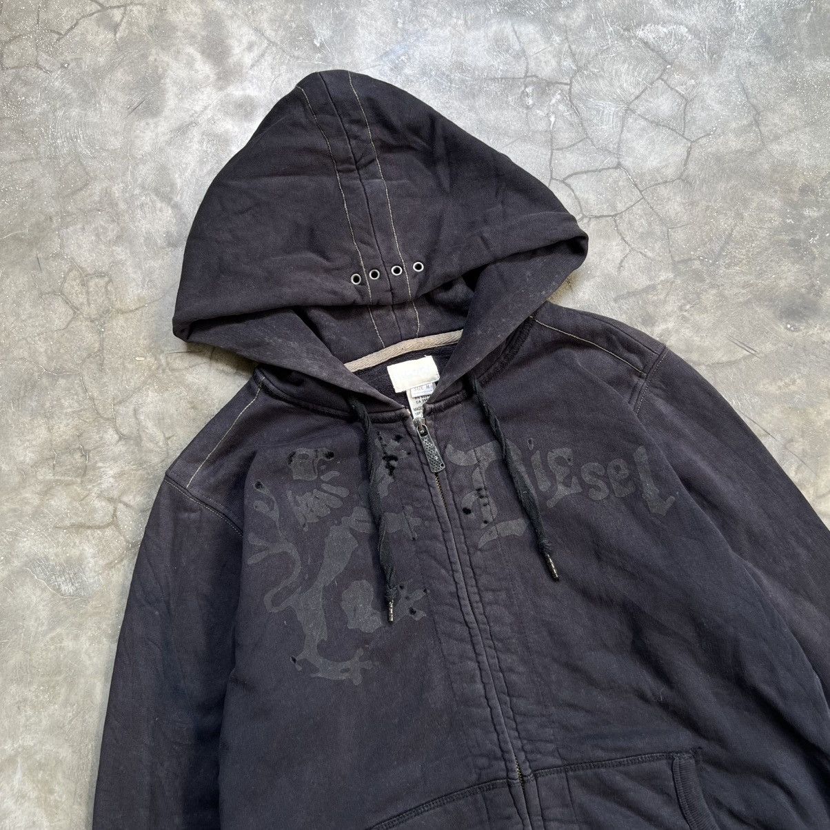 Diesel 2000’s Diesel Vkei Style Distressed Zip Hoodie Size US M / EU 48-50 / 2 - 3 Thumbnail