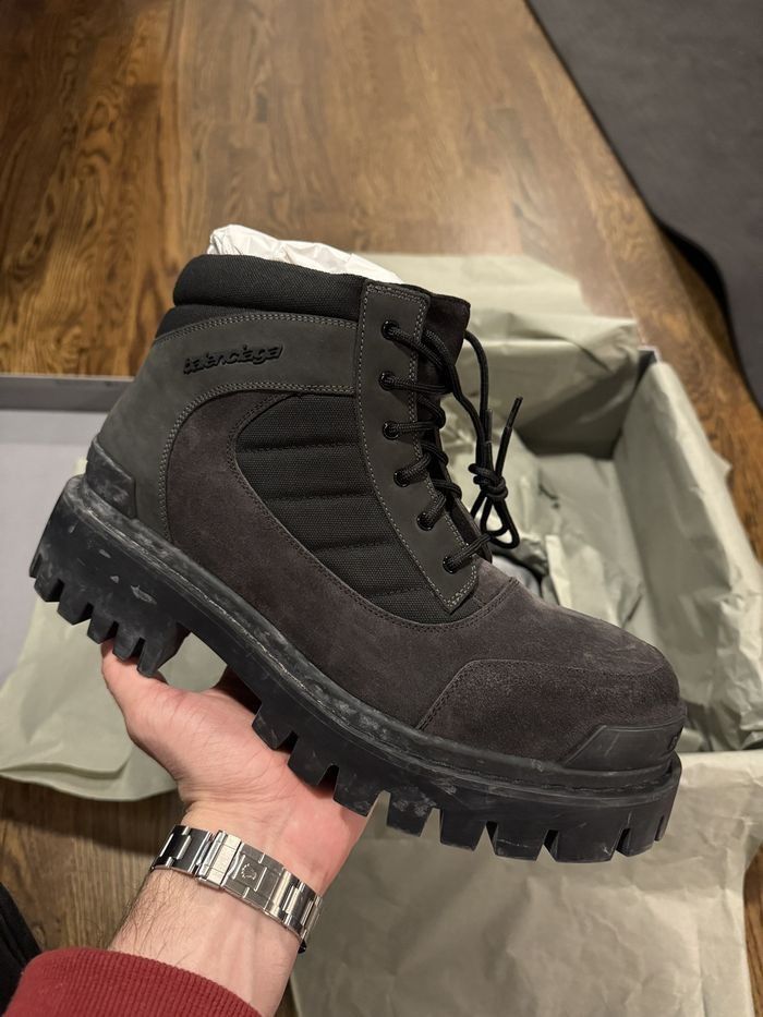 Balenciaga Low Combat Boots Size US 8 / EU 41 - 1 Thumbnail