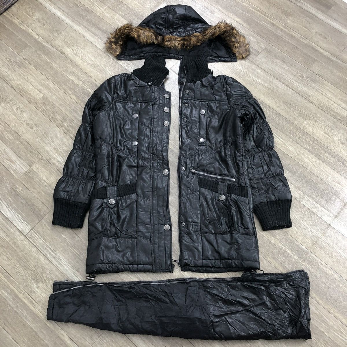 Japanese Brand 2000s Aller Bien Fur Puffer Bono Jacket Beauty Beast Goa Lgb Size US L / EU 52-54 / 3 - 24 Thumbnail