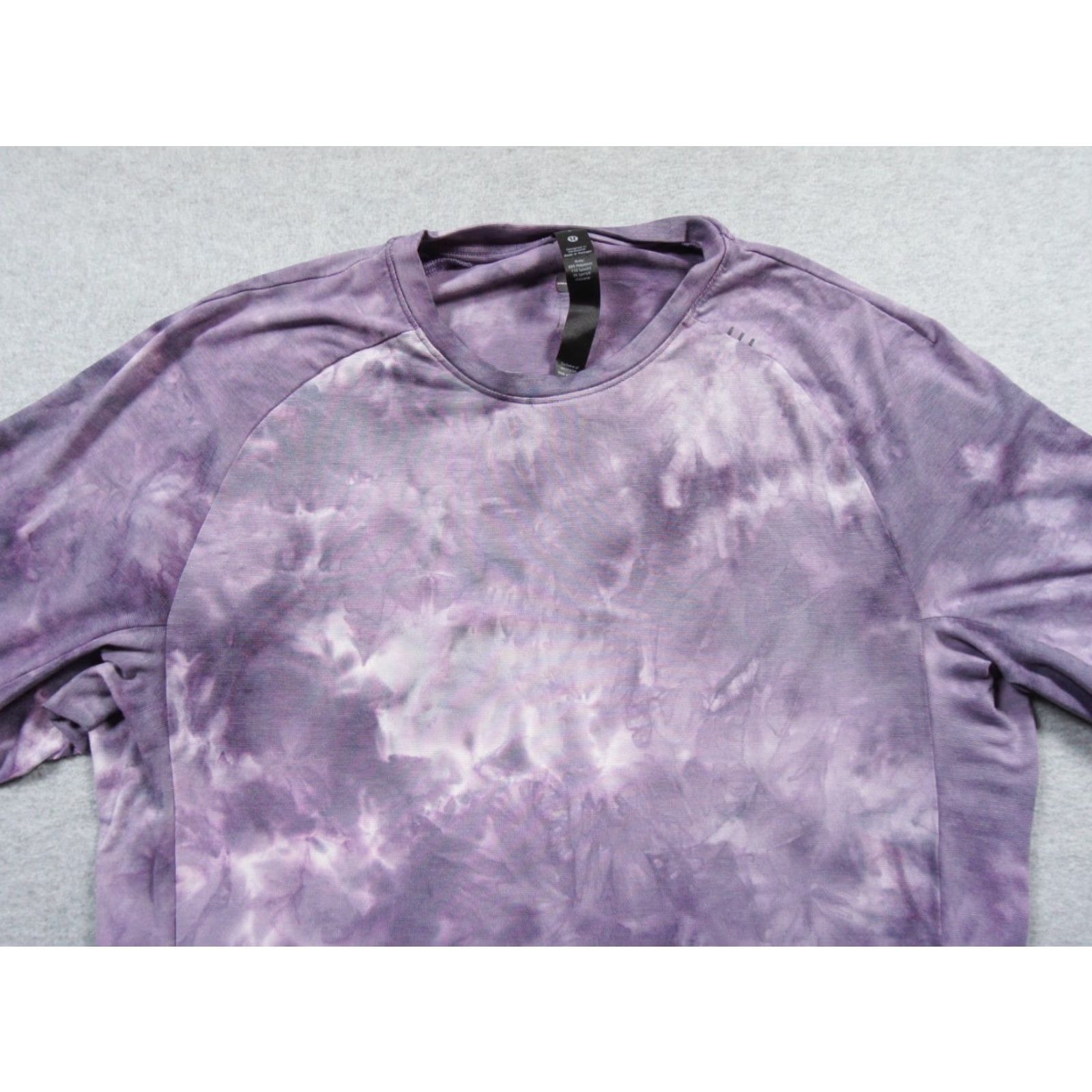 Lululemon Lululemon Shirt Mens Small Purple Agile Activewear Workout Gym Training Dye Size US S / EU 44-46 / 1 - 2 Thumbnail