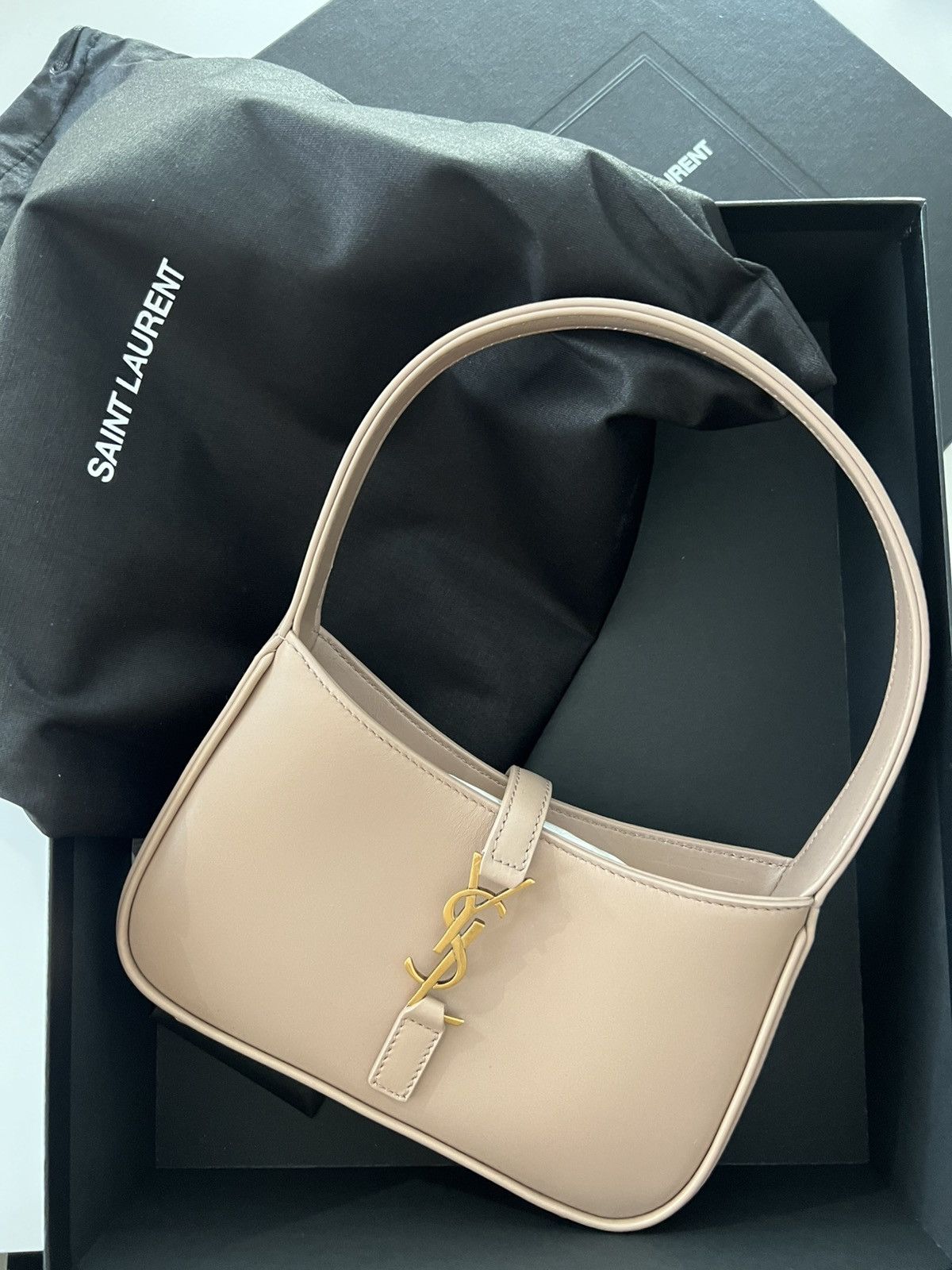 Saint Laurent Paris Saint Laurent Mini 5a7 Leather Hobo Bag in Rosy Sand Size ONE SIZE - 3 Thumbnail