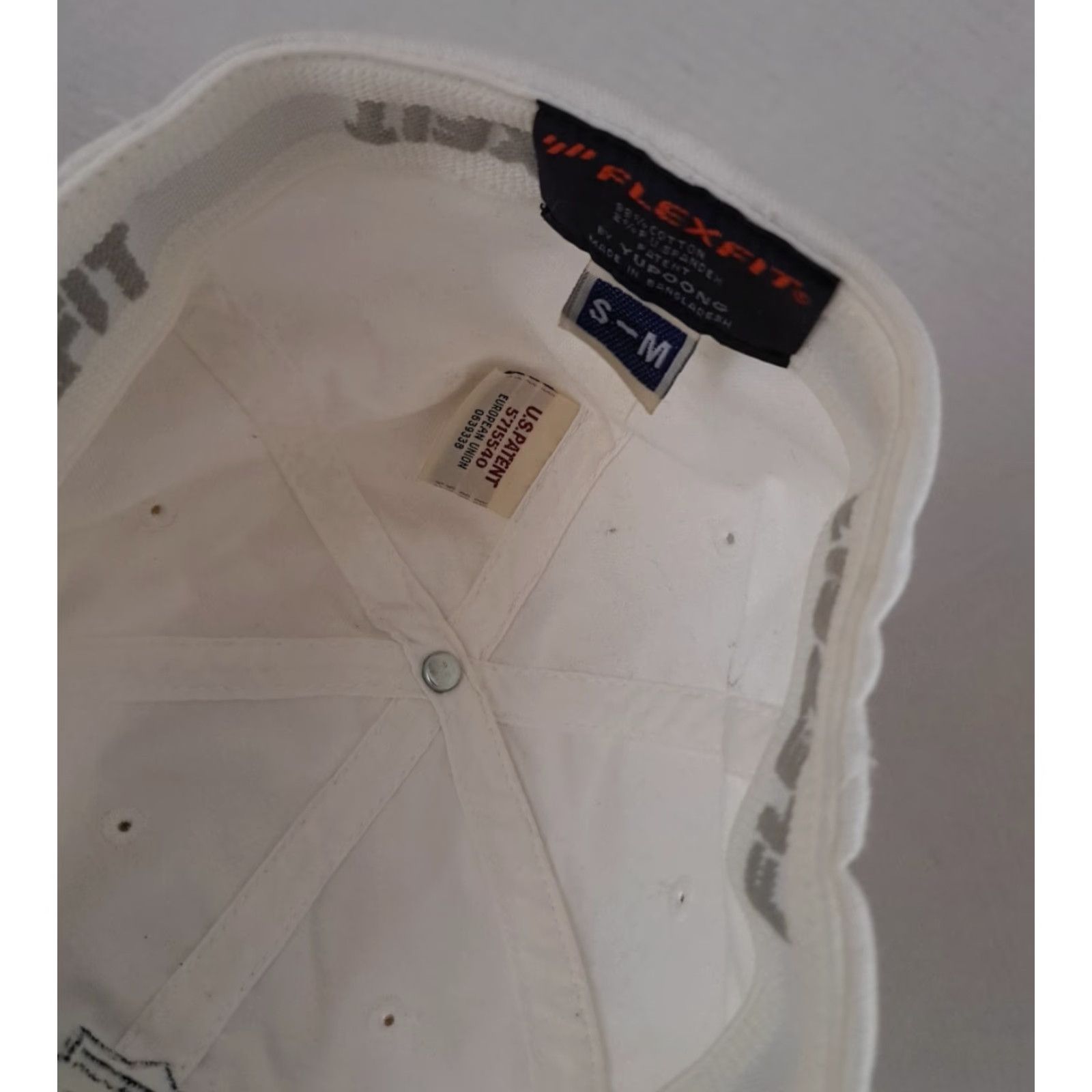 Vintage VINTAGE Easton Sports Fitted Flex Fit Sm/Med White Baseball Cap Unisex Adults Adjustable Cotton White Good clean condition Size ONE SIZE - 6 Thumbnail