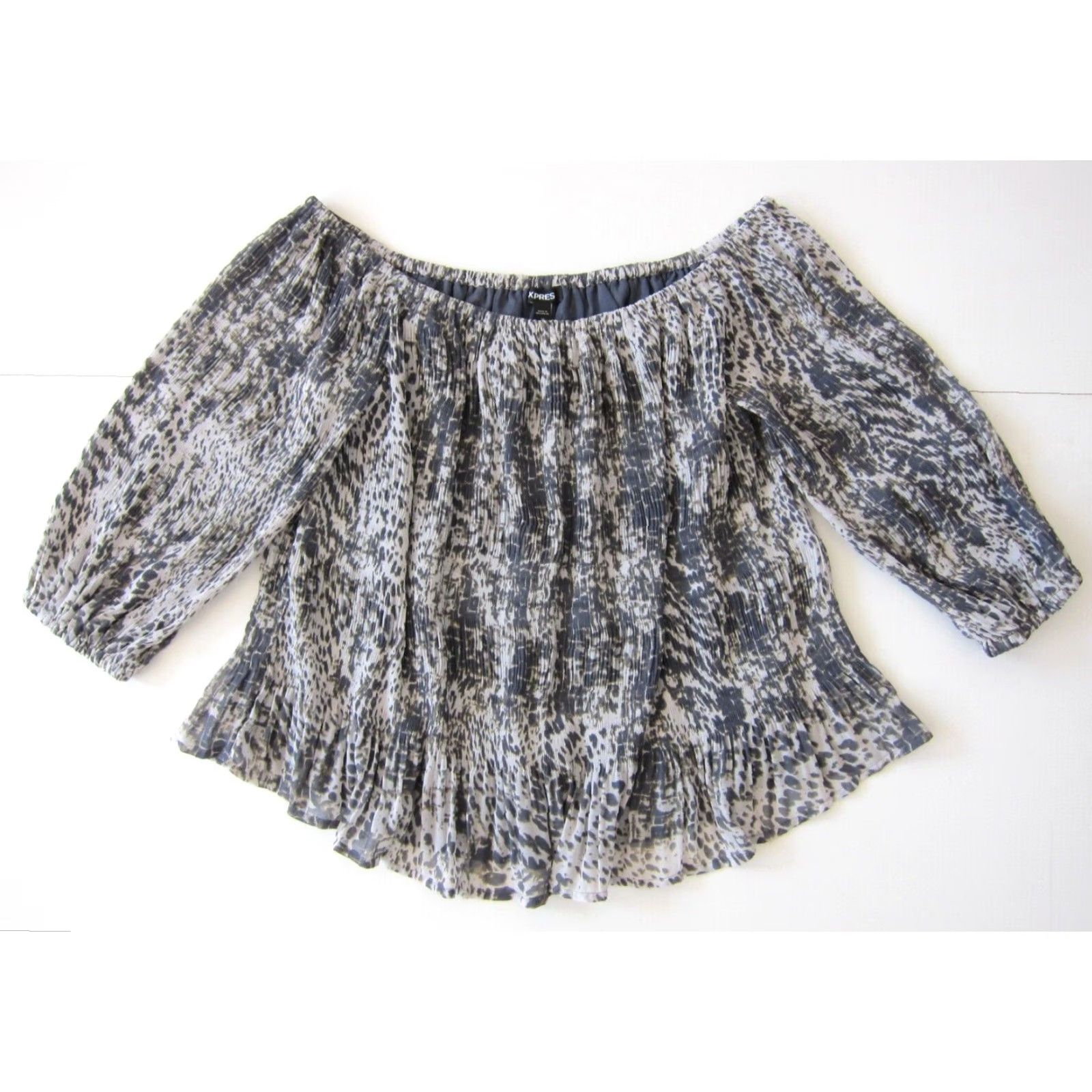 Express NWT Express Blouse Shirt 3/4 Sleeve Off the Shoulder Tunic Medium Gray Size M / US 6-8 / IT 42-44 - 2 Thumbnail