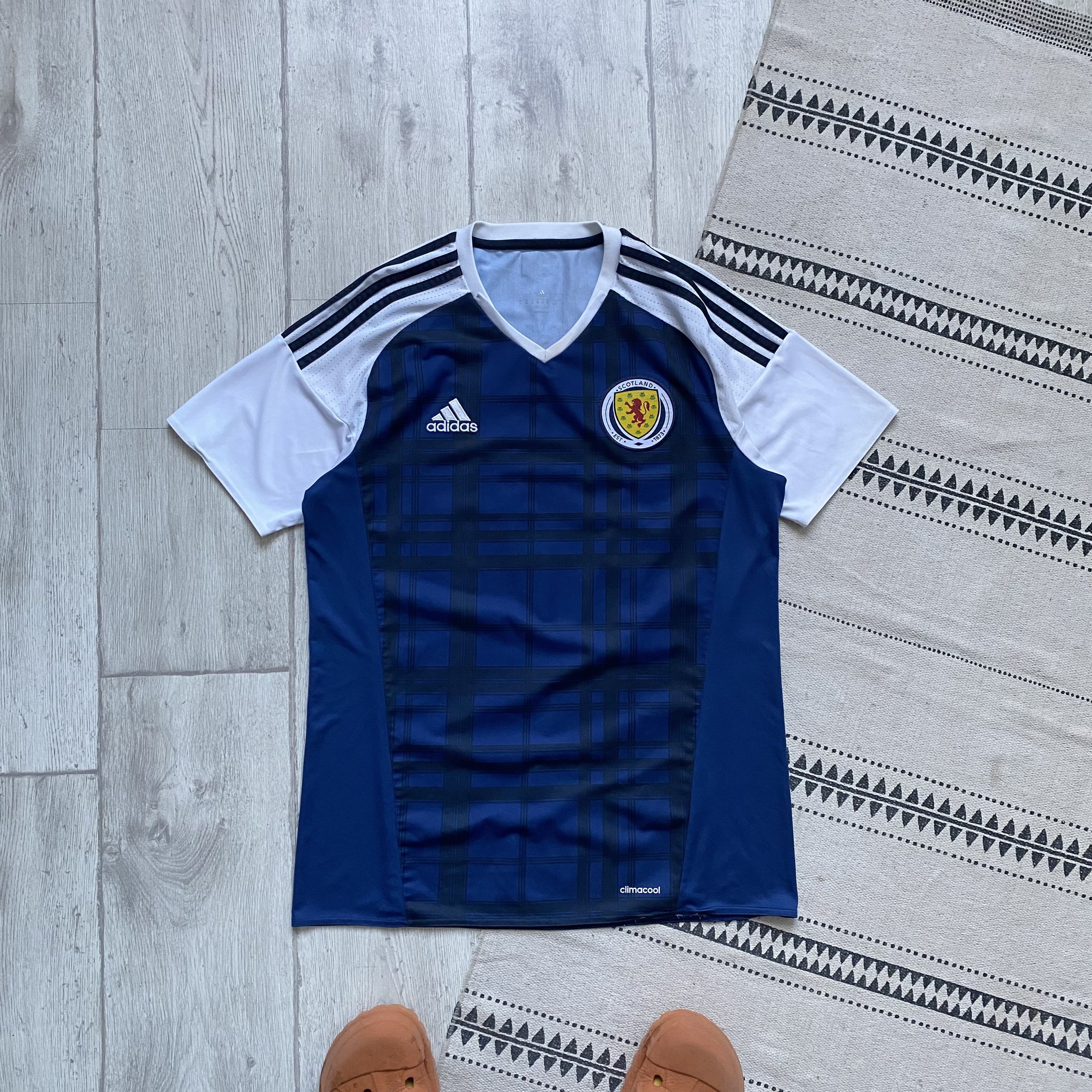 Adidas ⚽️ Blockore Adidas Scotland soccer jersey Drill England Size US M / EU 48-50 / 2 - 2 Thumbnail