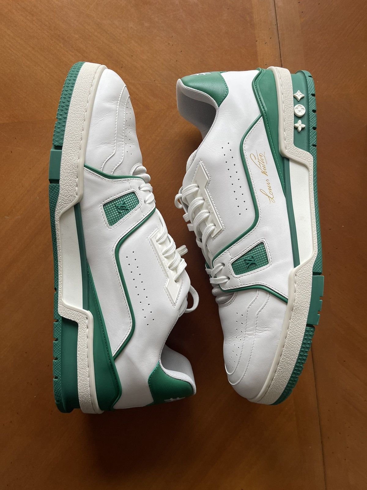Louis Vuitton Louis Vuitton LV Low Trainer OG Green Size US 10.5 / EU 43-44 - 4 Thumbnail