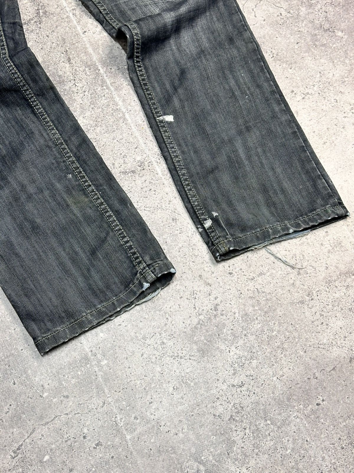 Diesel Vintage Diesel faded jeans Bontage cut Italy vintage style Size US 32 / EU 48 - 9 Thumbnail