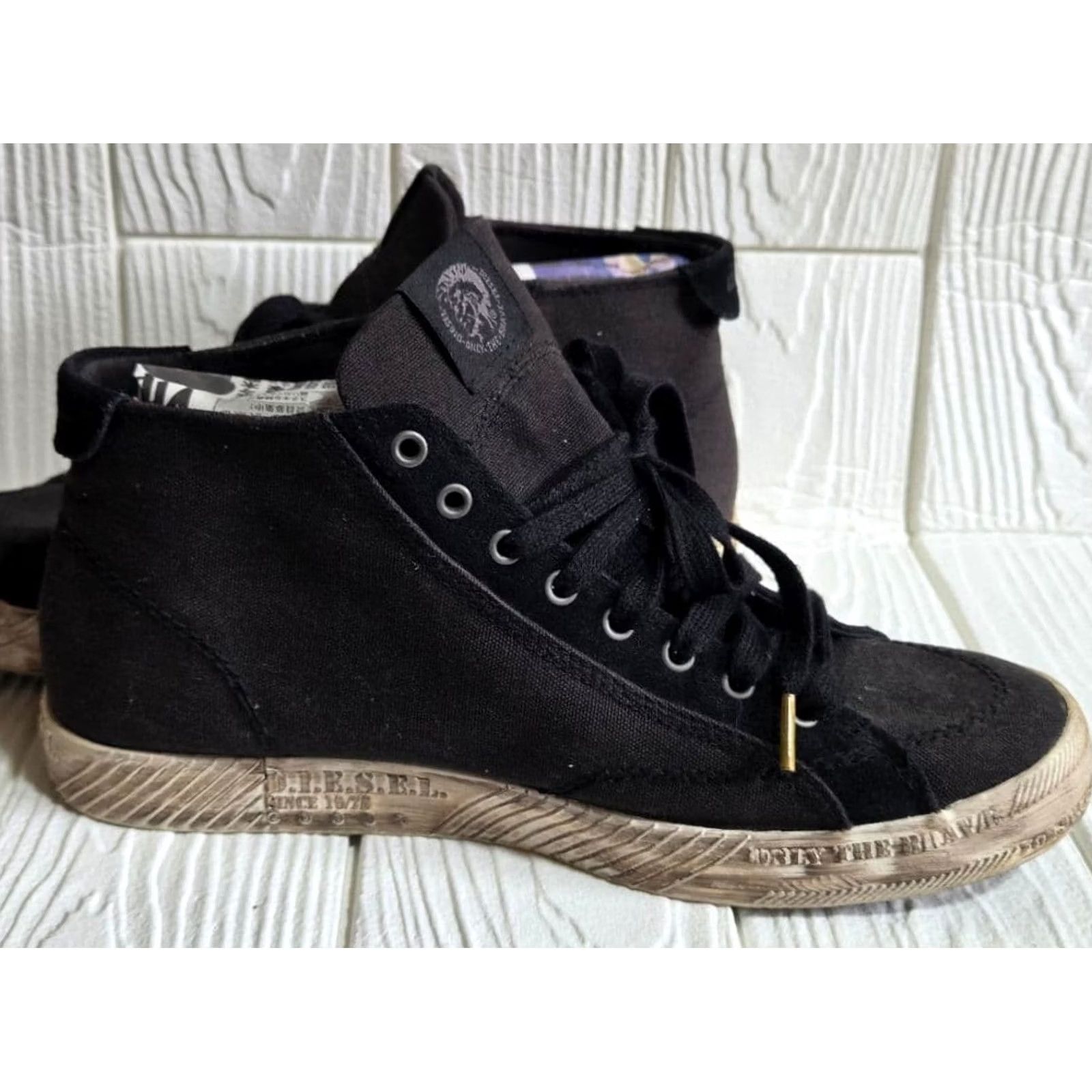 Diesel VINTAGE Diesel Men 10.0US Black High Cut Distressed Sneakers Braveman Mohawk ITA Size US 10 / EU 43 - 2 Thumbnail