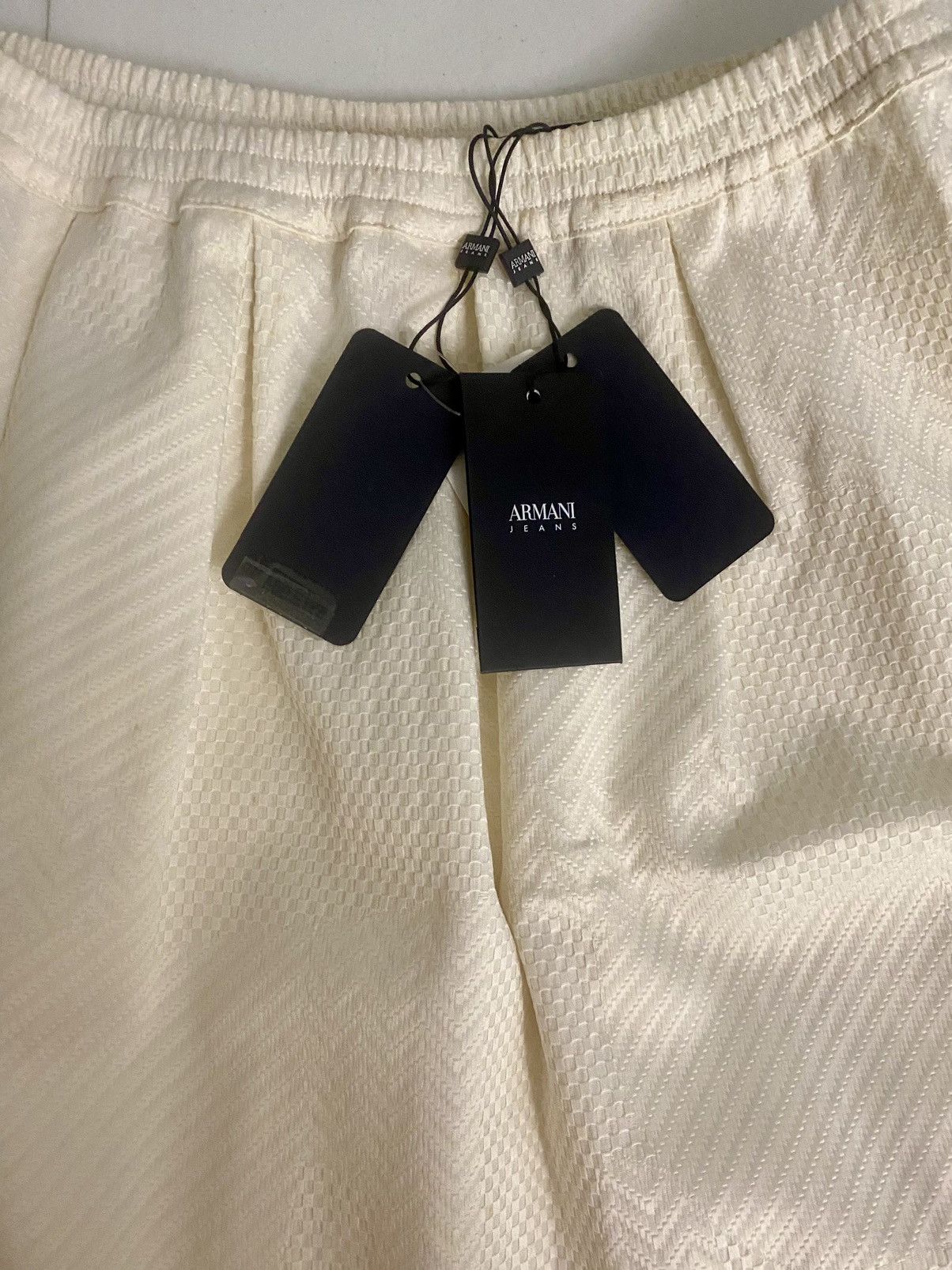 Armani NWT Armani Icicle White Fantasia Knit A Line Mini Skirt 6 US Size 26" / US 2 / IT 38 - 5 Thumbnail