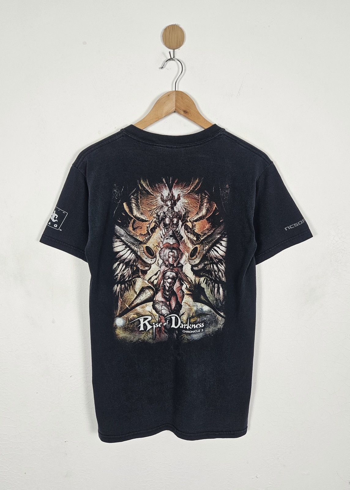 Microsoft Vintage Lineage II Chronicle Rise of Darkness Games shirt Size US S / EU 44-46 / 1 - 1 Thumbnail