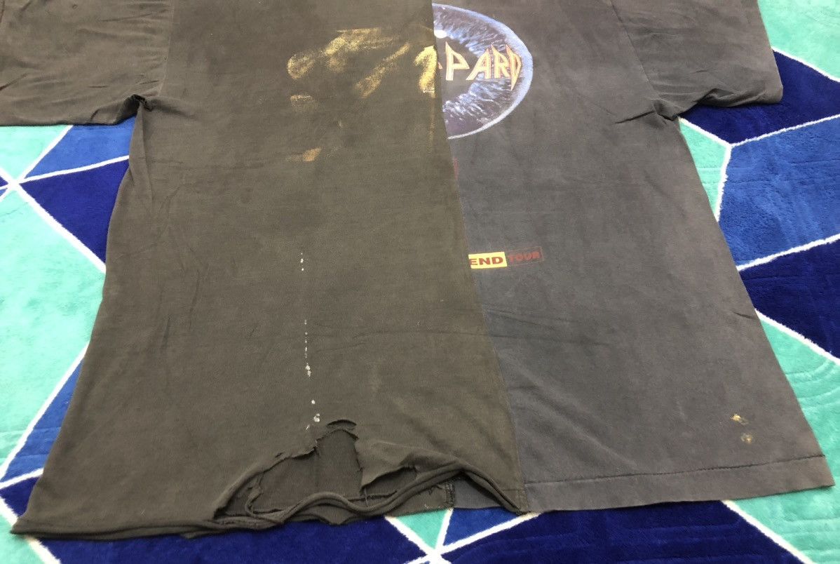 Vintage Vintage custom band shirt DEF LEPPARD Size US XL / EU 56 / 4 - 11 Thumbnail