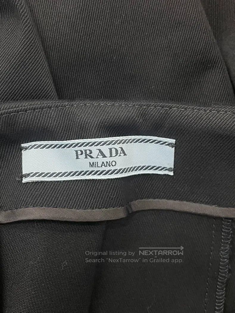Prada Prada 25 early white lace-on black pleated skirt Size 25" / US 0 / IT 36 - 4 Thumbnail