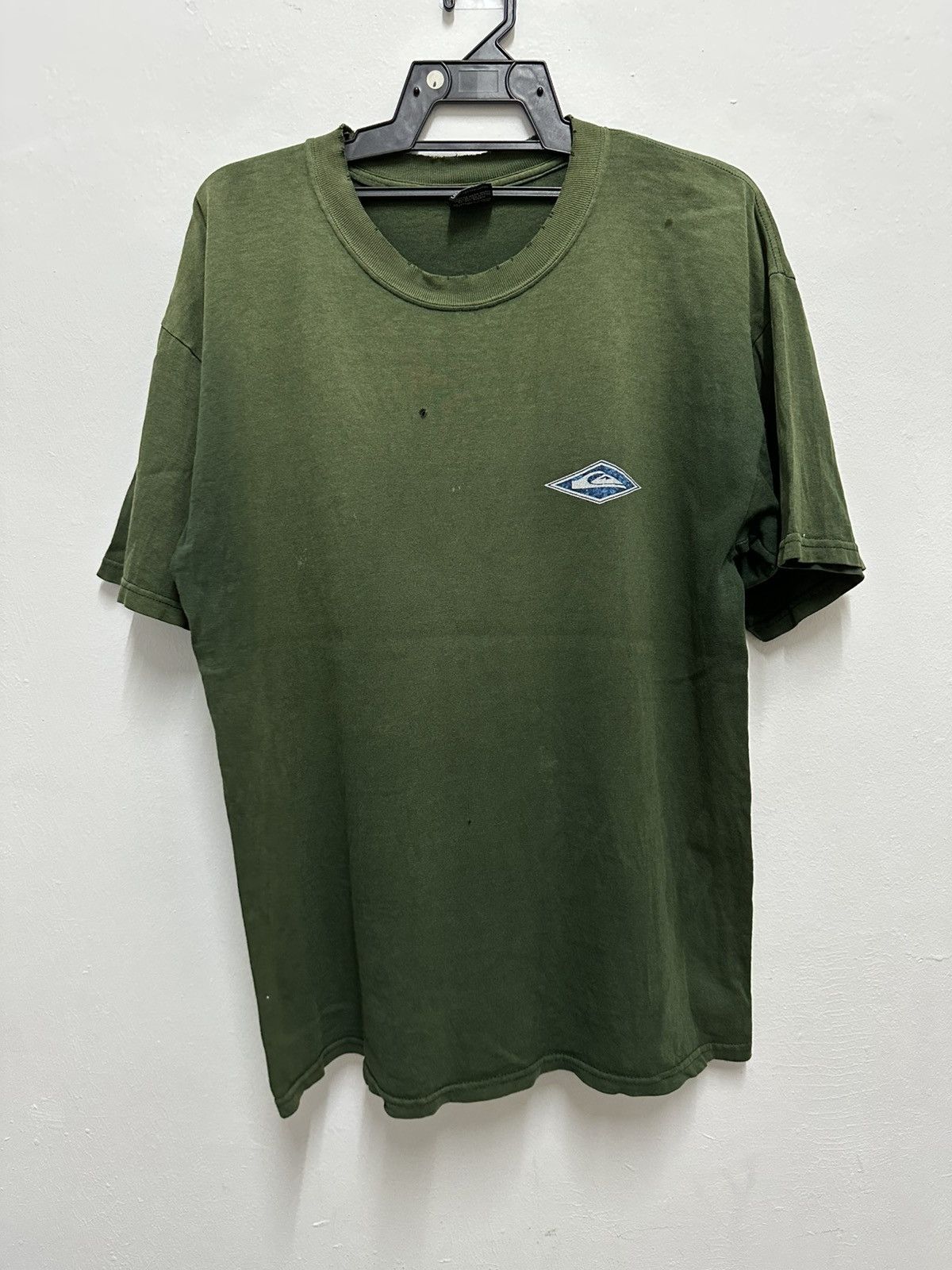 Quiksilver Vintage Thrashed Sunfaded Quiksilver Tshirt Size US L / EU 52-54 / 3 - 16 Thumbnail