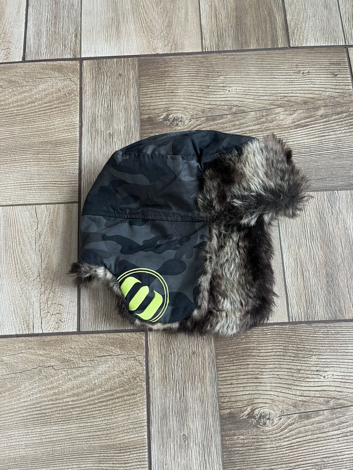Vintage Vintage Y2k Ushanka Fuzzy Hat Fur Faux Size ONE SIZE - 1 Thumbnail