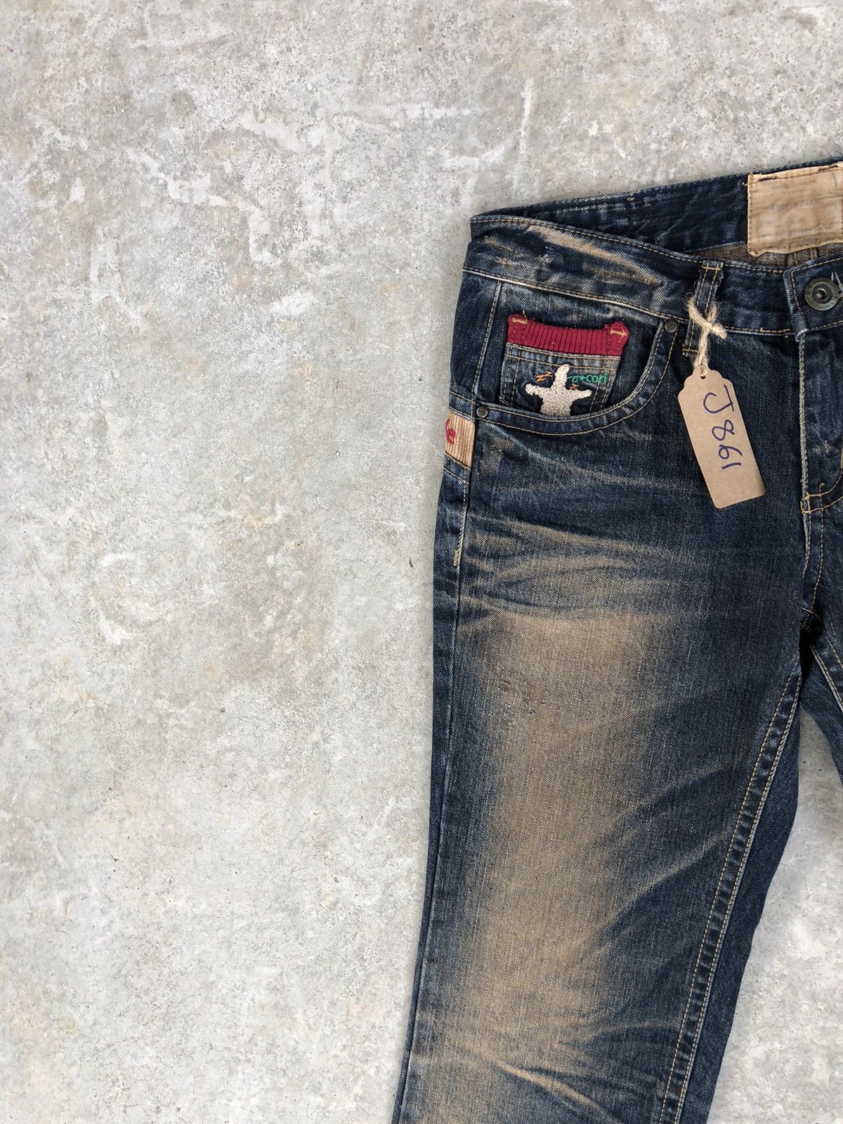 Japanese Brand Rare Yoshitomo Nara Lolita Dog Distressed Jeans Size US 34 / EU 50 - 5 Thumbnail